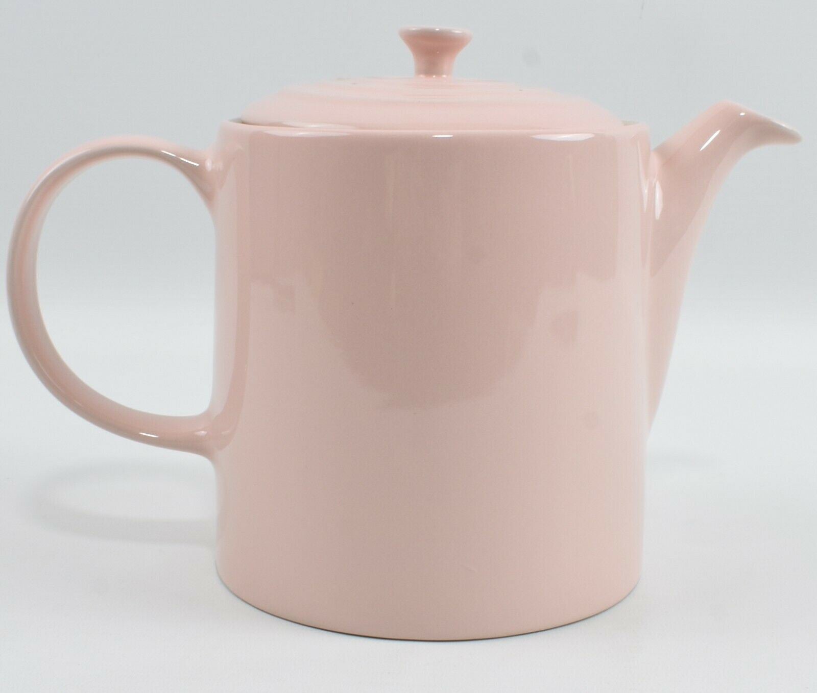 Le Creuset Milky Pink Grand Teapot 1.3L