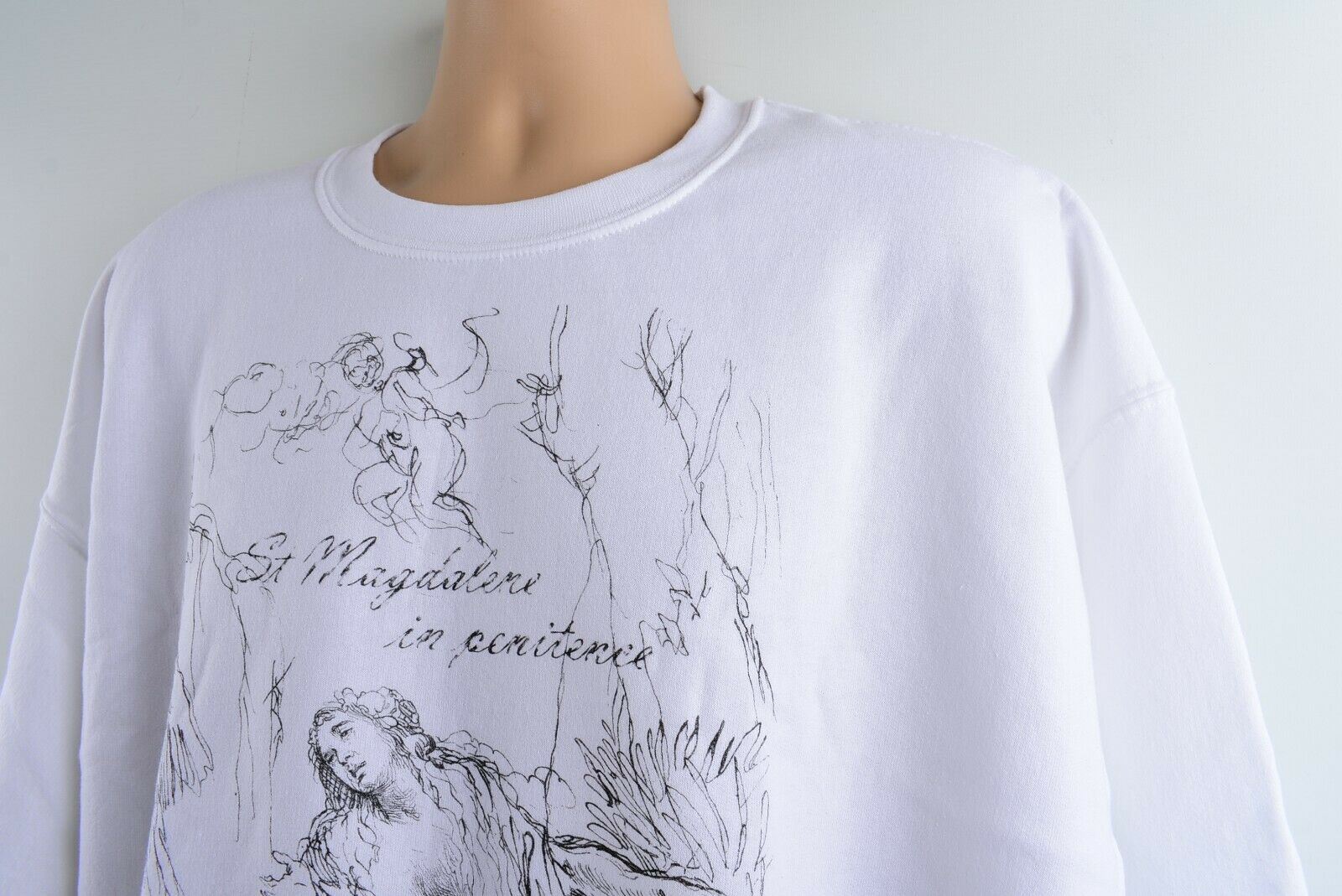 BOLONGARO TREVOR Men's White & Magdalene Graphic Print Sweatshirt, size XL