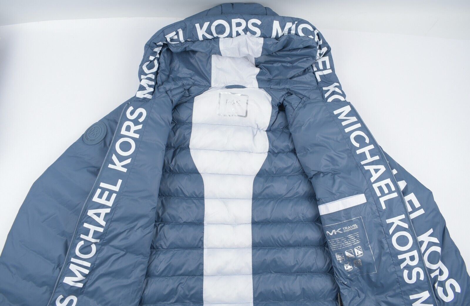 MICHAEL KORS Men's Lightly Padded Hooded Wind-proof Jacket, Blue, size LARGE