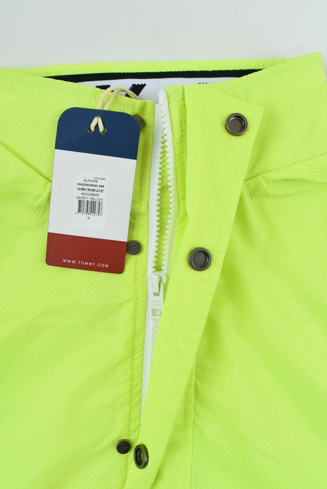 TOMMY HILFIGER Men's Mesh Trainer Jacket, Windbreaker, Safety Yellow, size SMALL