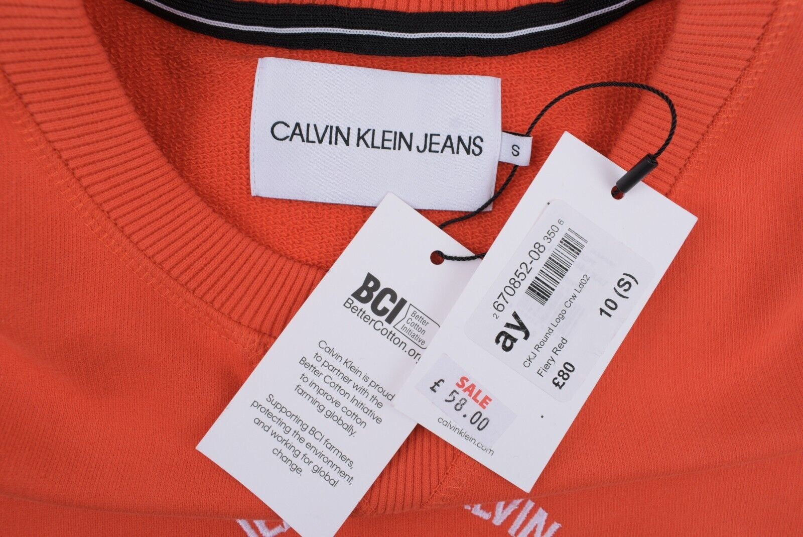 CALVIN KLEIN JEANS Women's Cropped Sweatshirt, Fiery Red, size S (UK 10)