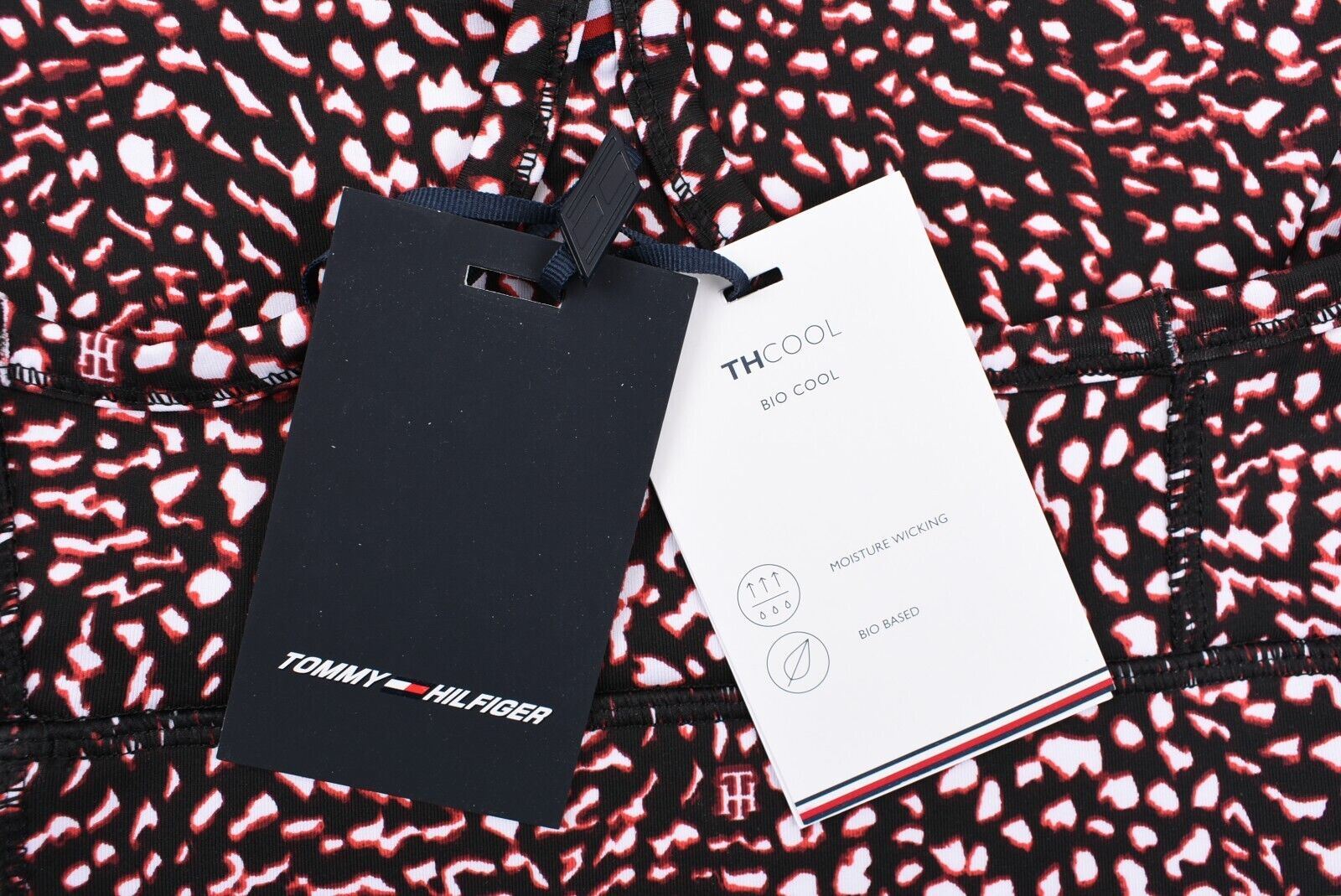 TOMMY HILFIGER Women's Racerback Sports Bra, Black/Red Pattern, size M (UK 12)