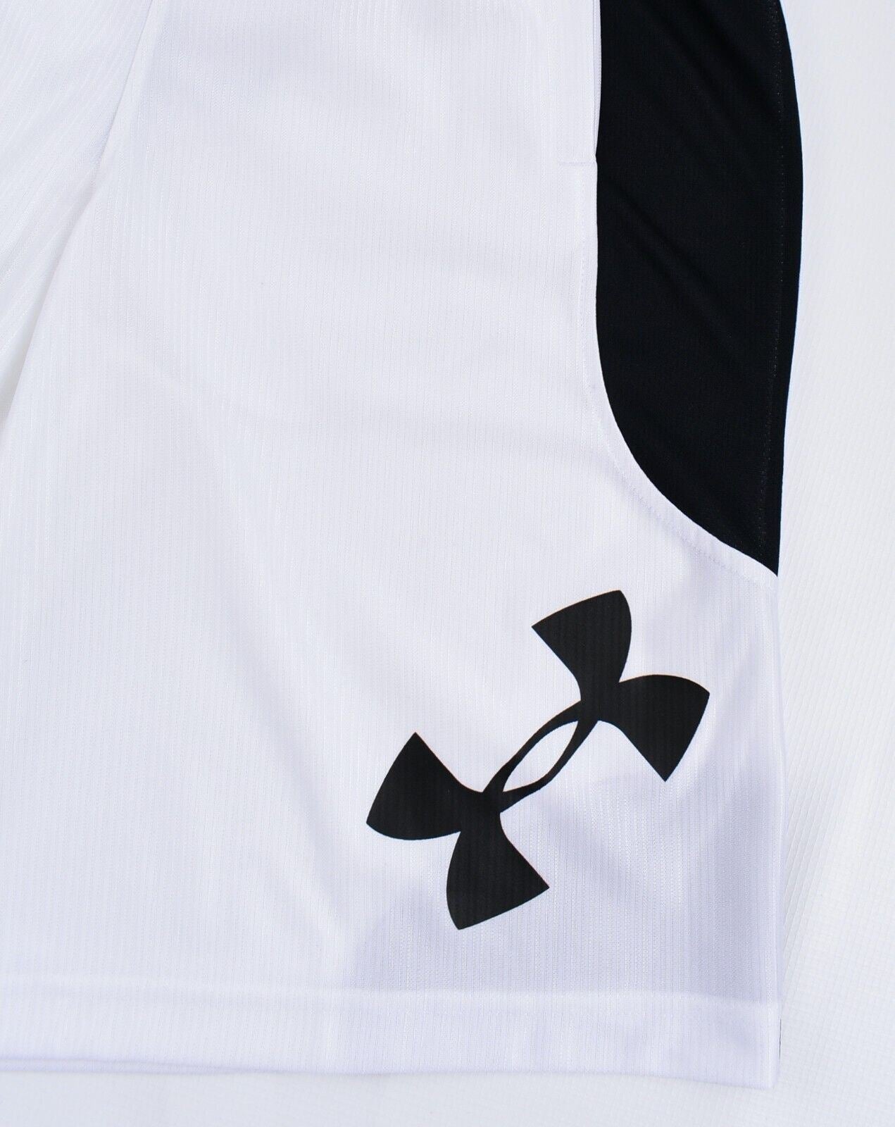 UNDER ARMOUR Men's HeatGear Perimeter Loose Fit Shorts, White/Black, size SMALL