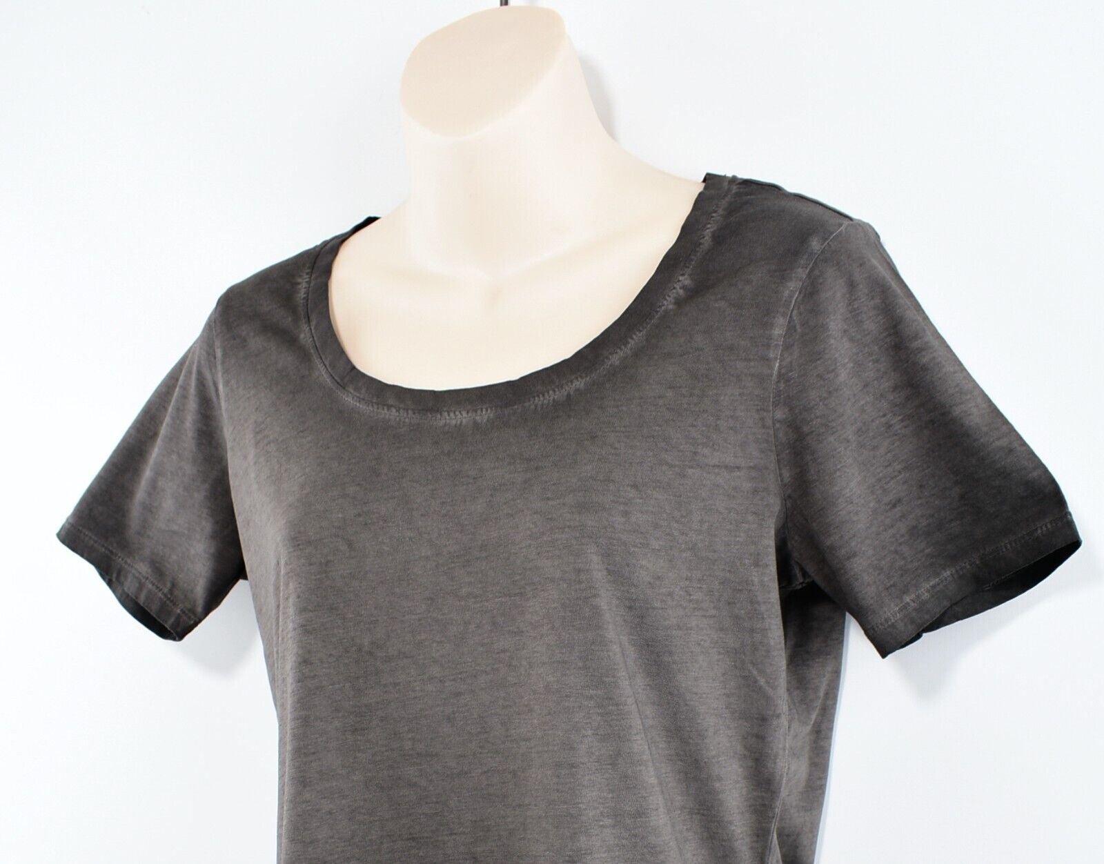 SKECHERS Women's Tunic Tee, T-shirt, Washed Black, size MEDIUM