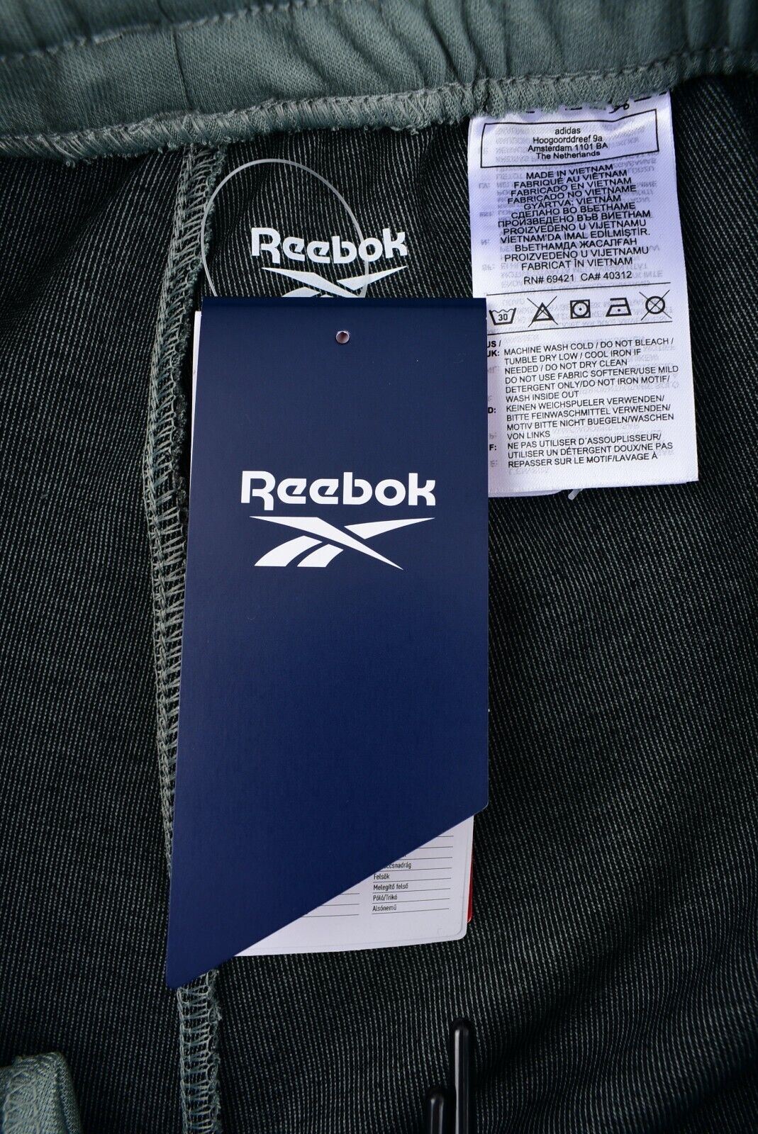 REEBOK Men's WORKOUT READY Joggers, Harmony Green, size SMALL