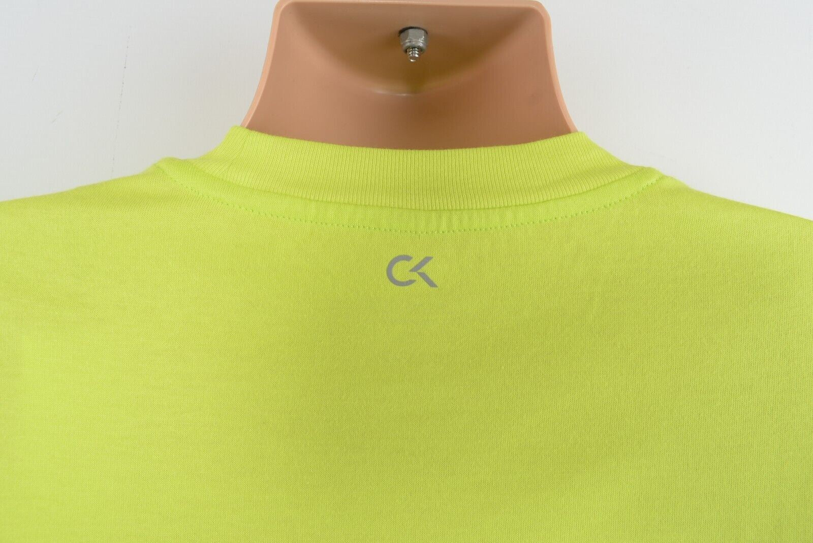 CALVIN KLEIN Performance: Men's Crew Neck T-shirt, Acid Lime, size MEDIUM