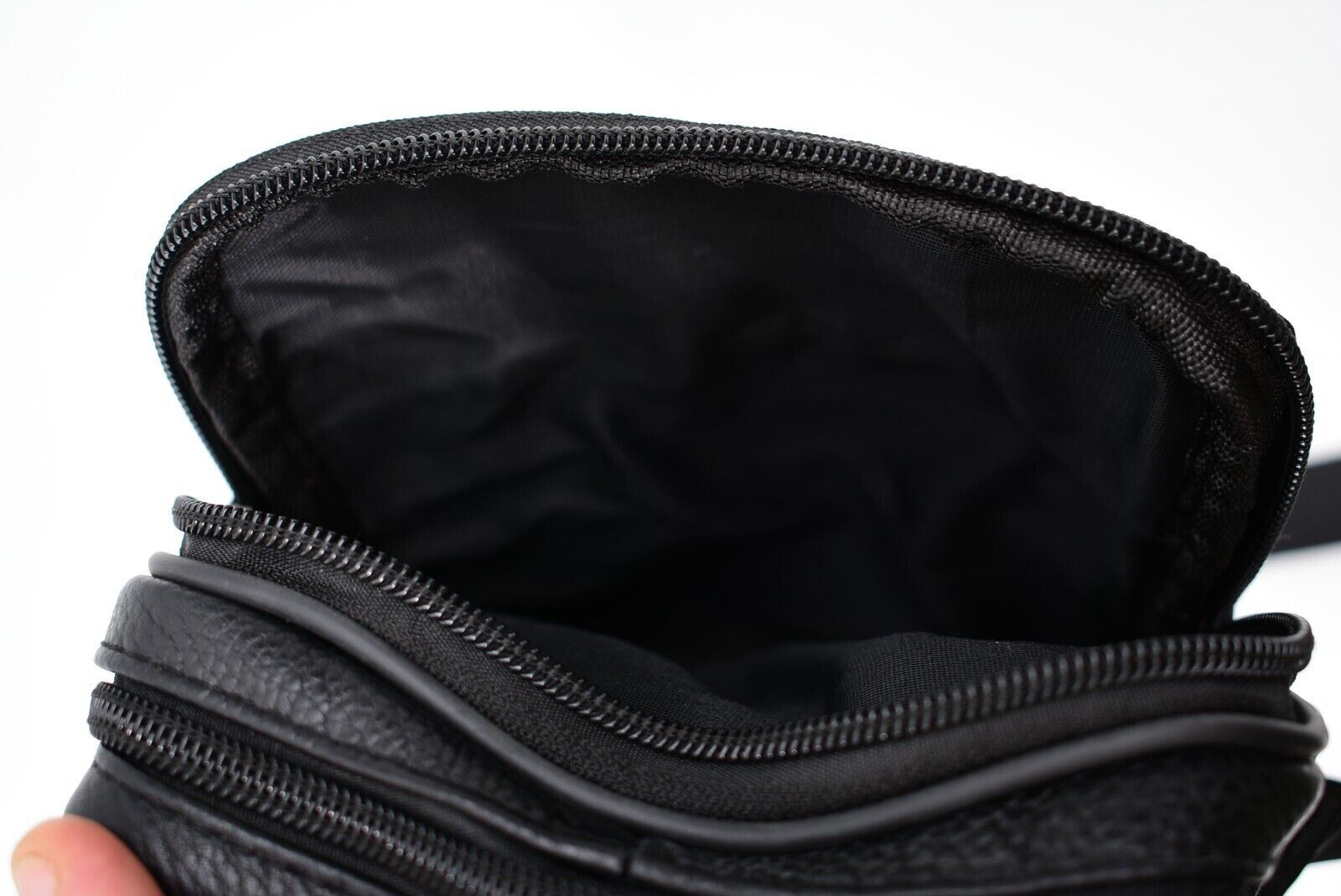 Men's Genuine Cowhide Leather Messenger Bag /Crossbody /Passport Bag, Black