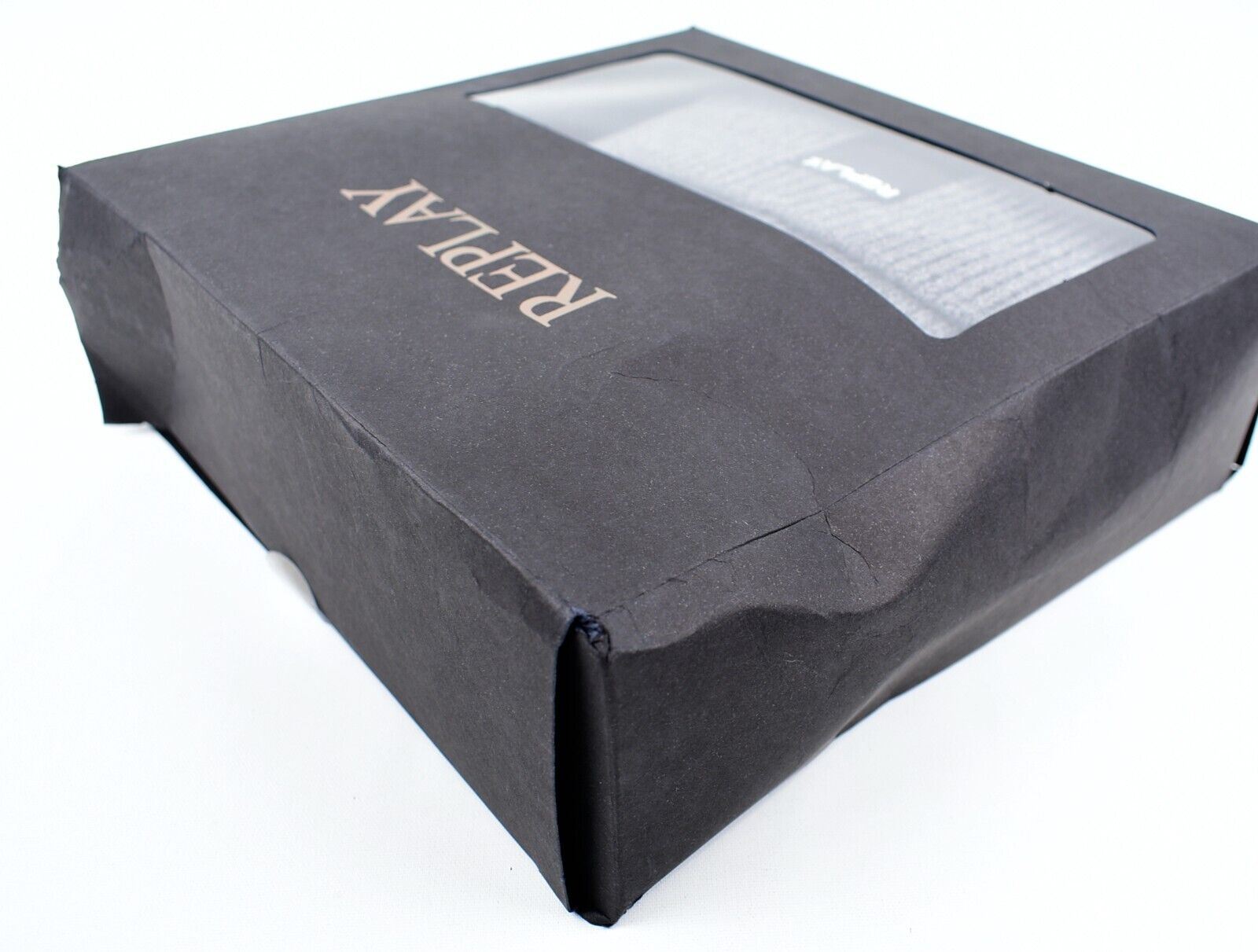 REPLAY Men's 2-pc Winter Accessory Set, Scarf + Beanie Hat, Grey *damaged box*