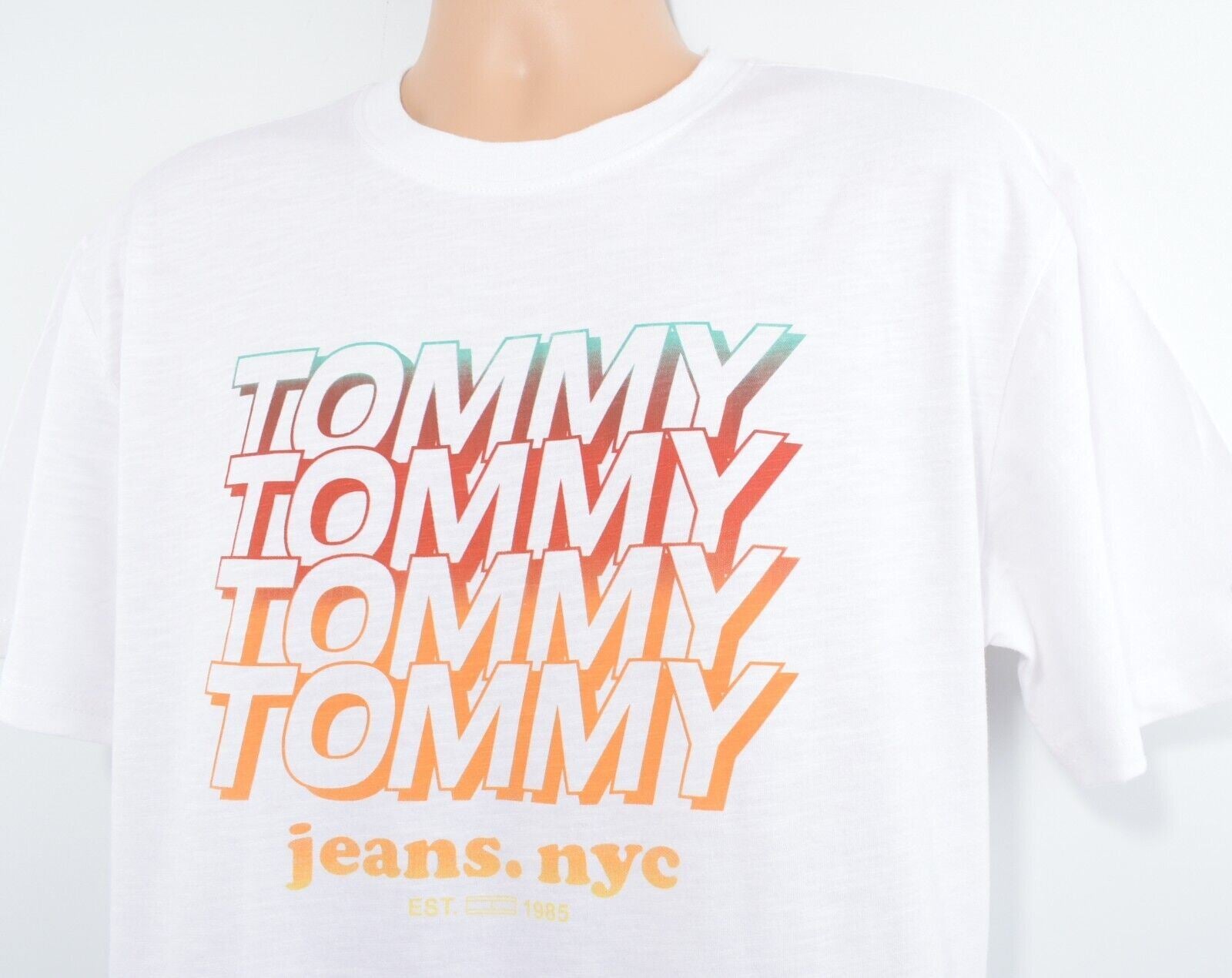 TOMMY JEANS by TOMMY HILFIGER Men's Repeat Logo Tee T-shirt, White, size M