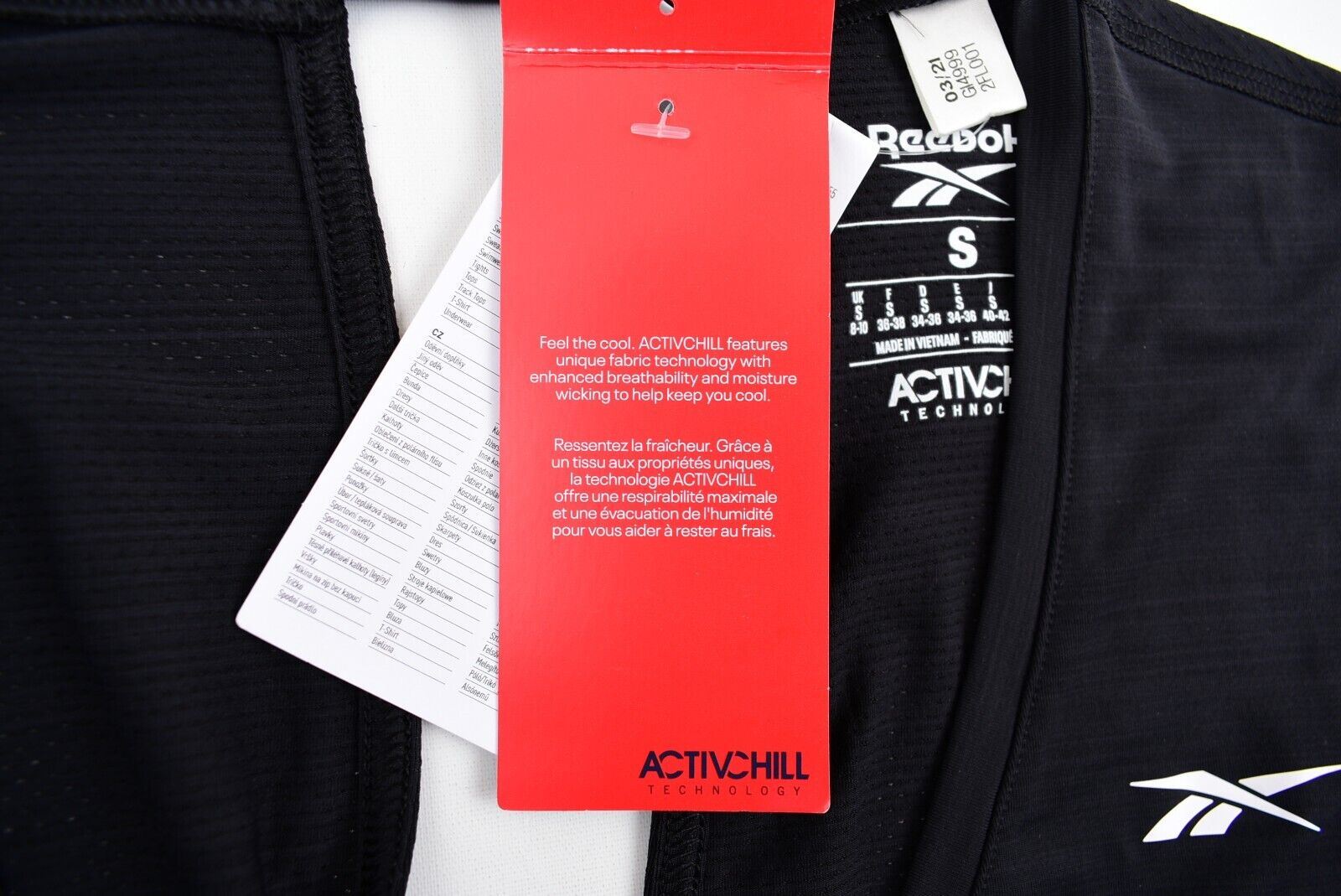 REEBOK Womens ACTIVCHILL Athletic Tee, Workout T-shirt, Black, size S /UK 8-10