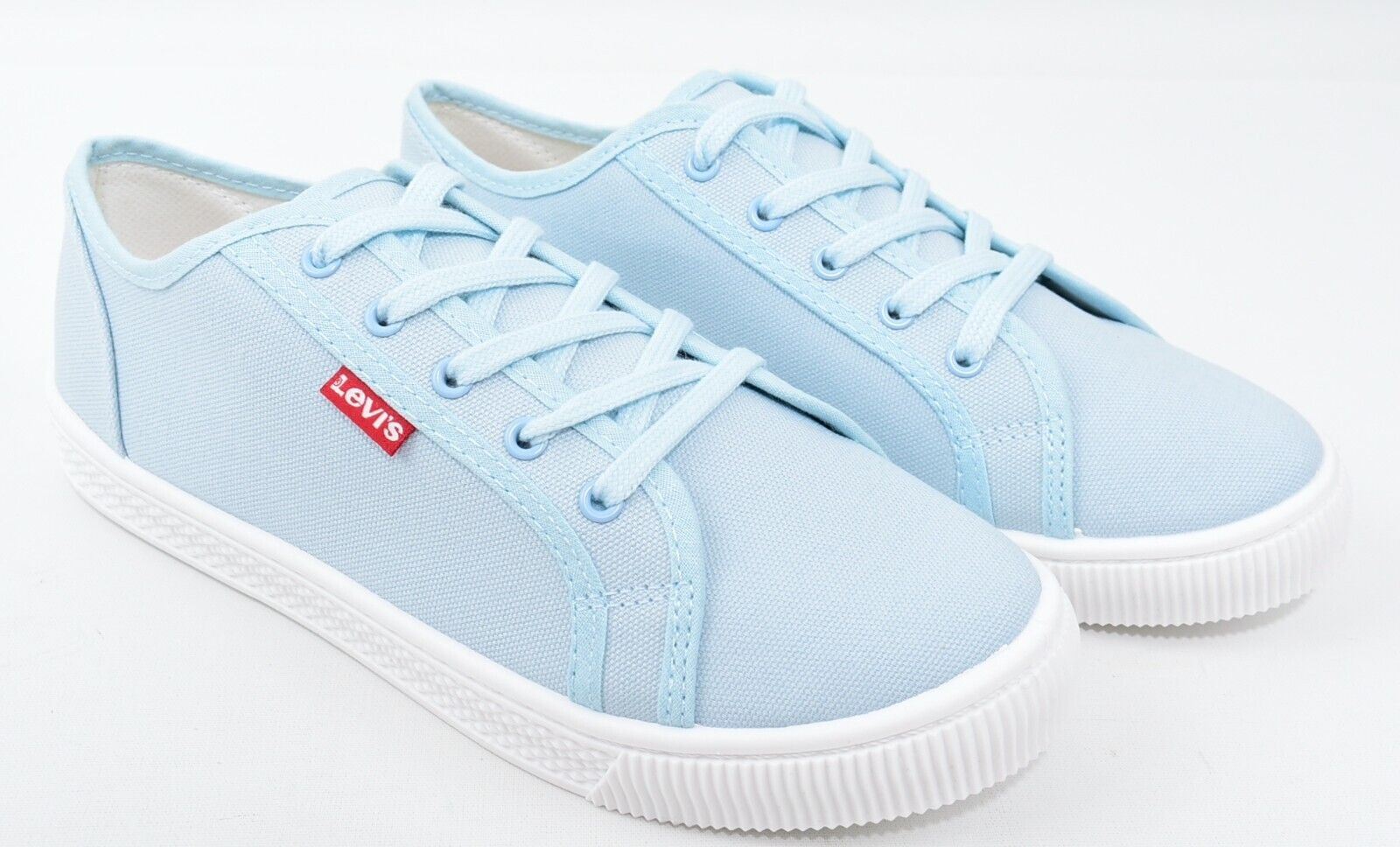 LEVIS Womens MALIBU BEACH Canvas Trainers Sneakers, Light Blue, size UK 5