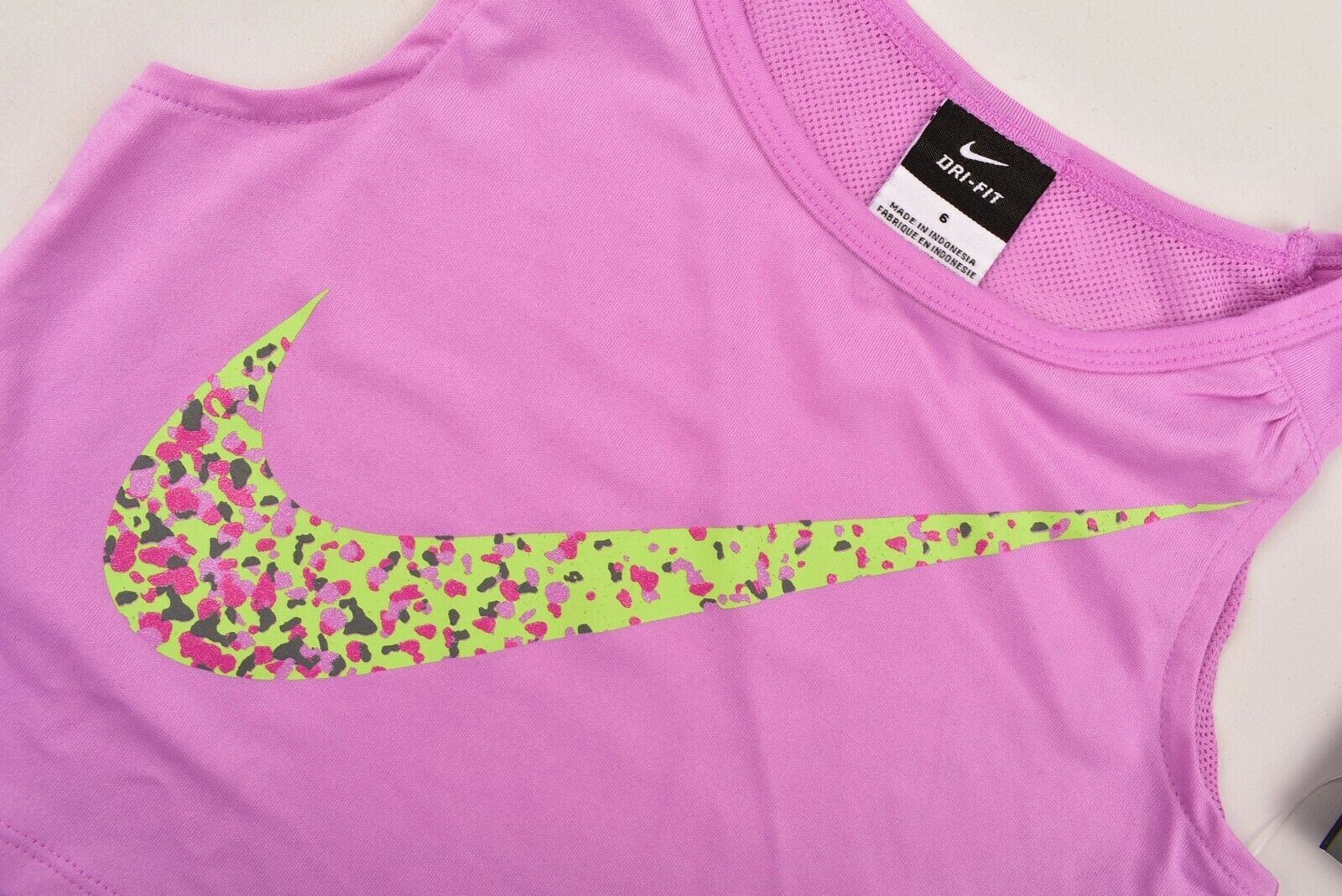 NIKE Girls' Kids' Activewear Cropped Top, Fuchsia, size 5 6 7 years