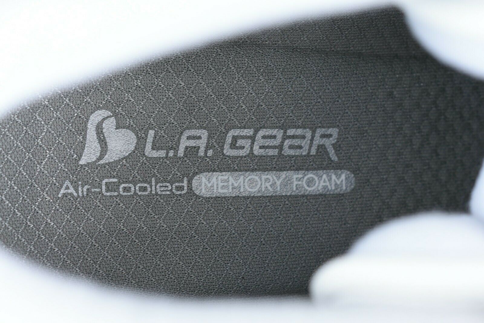 L.A.GEAR x SKECHERS Women's SLAMMER High Top Trainers, White, size UK 3 EU 36