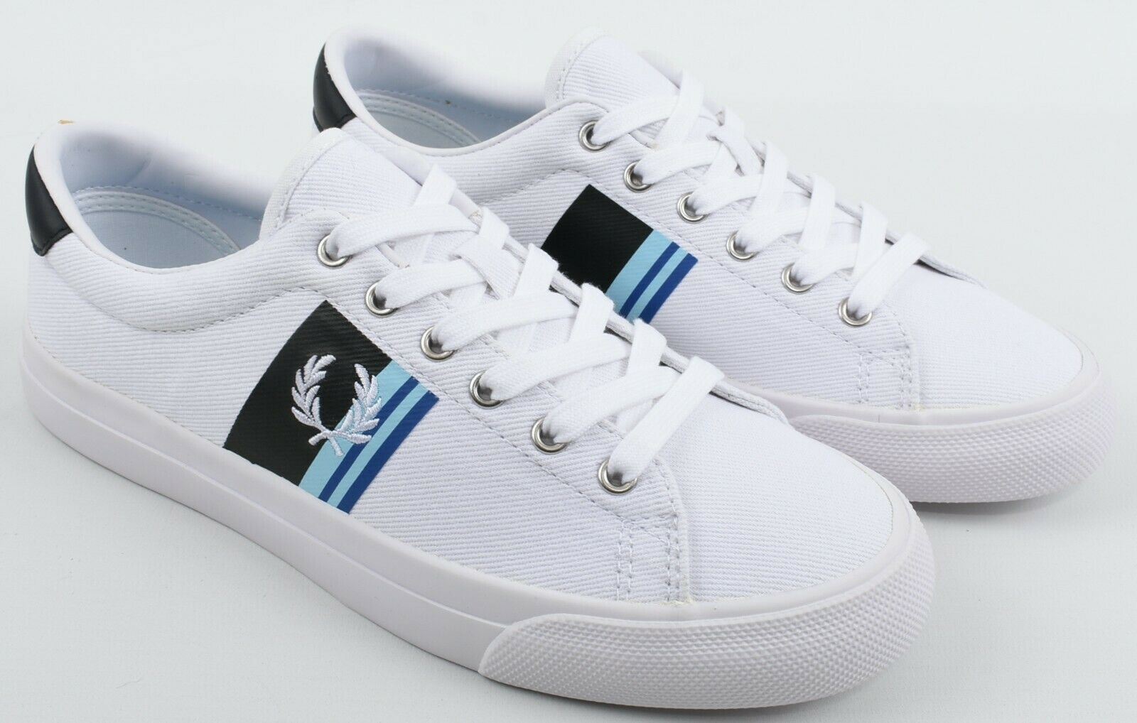FRED PERRY Women's Canvas Sneakers Trainers, White, size UK 4 / EU 37