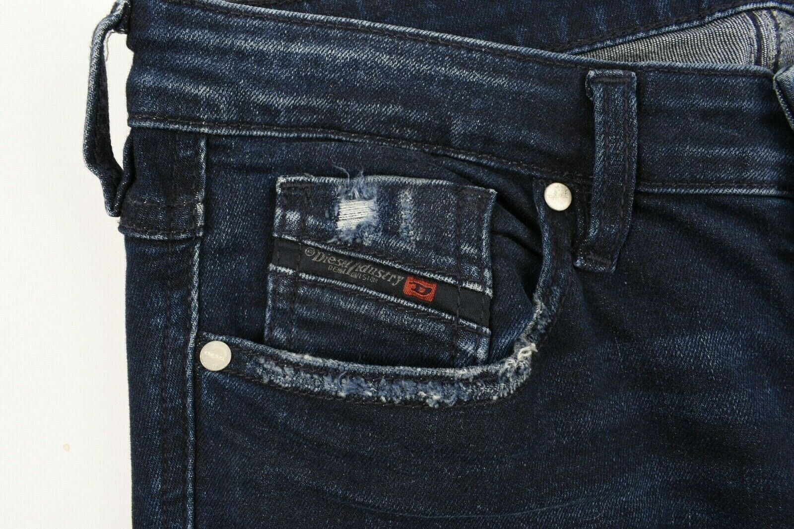 DIESEL Women's GRACEY Super Slim-Skinny Low Waist Jeans, size W27 L32