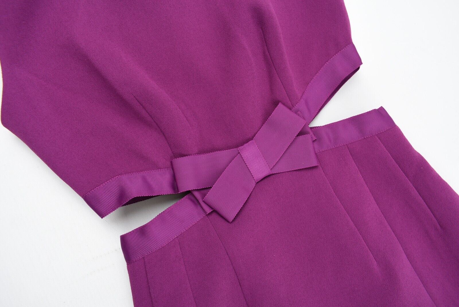TED BAKER Women's JAYCEE Cut Out Bow Dress, Grape Purple, size UK 6 / Ted size 0