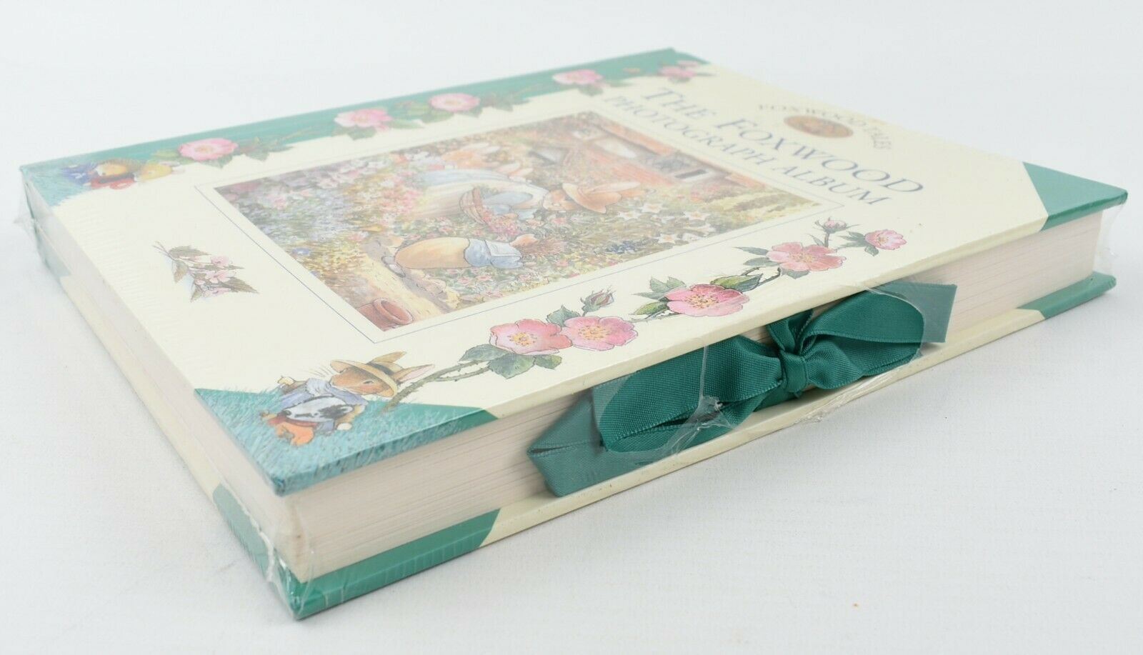 Foxwood Tales The Foxwood Photograph Album by Cynthia & Brian Paterson RARE NEW