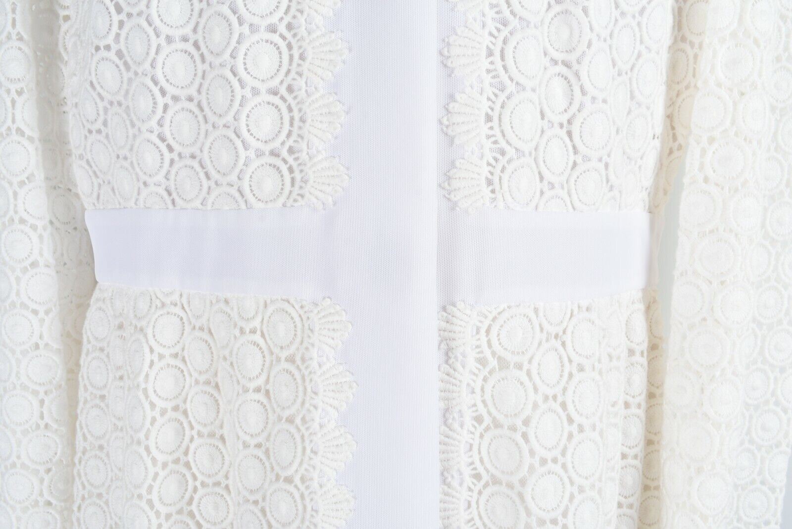 DIANE VON FURSTENBERG Women's Long Sleeve Crochet Dress, Cream, size UK 12