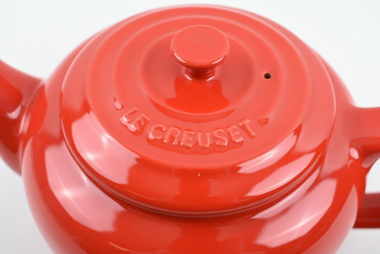 LE CREUSET Stoneware: Chilli Red Teapot 1L
