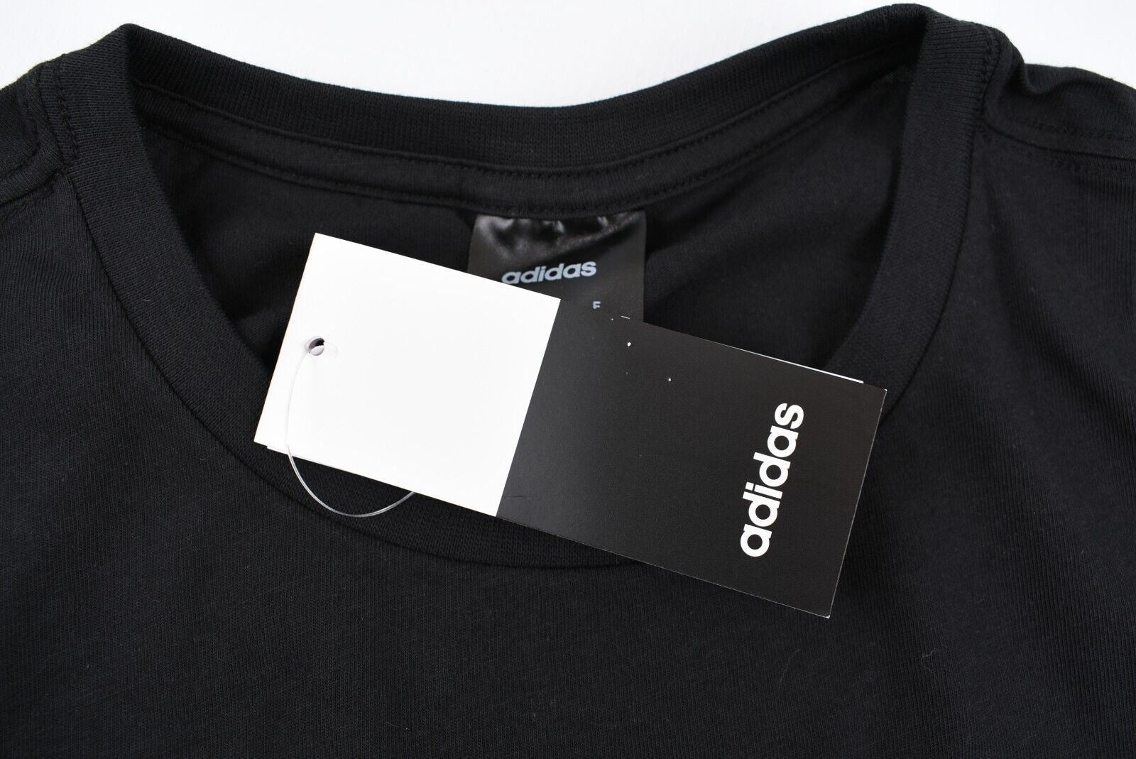 ADIDAS Women's Linear Love Logo Crew Neck T-shirt, Tee, Black, size XS (UK 4-6)