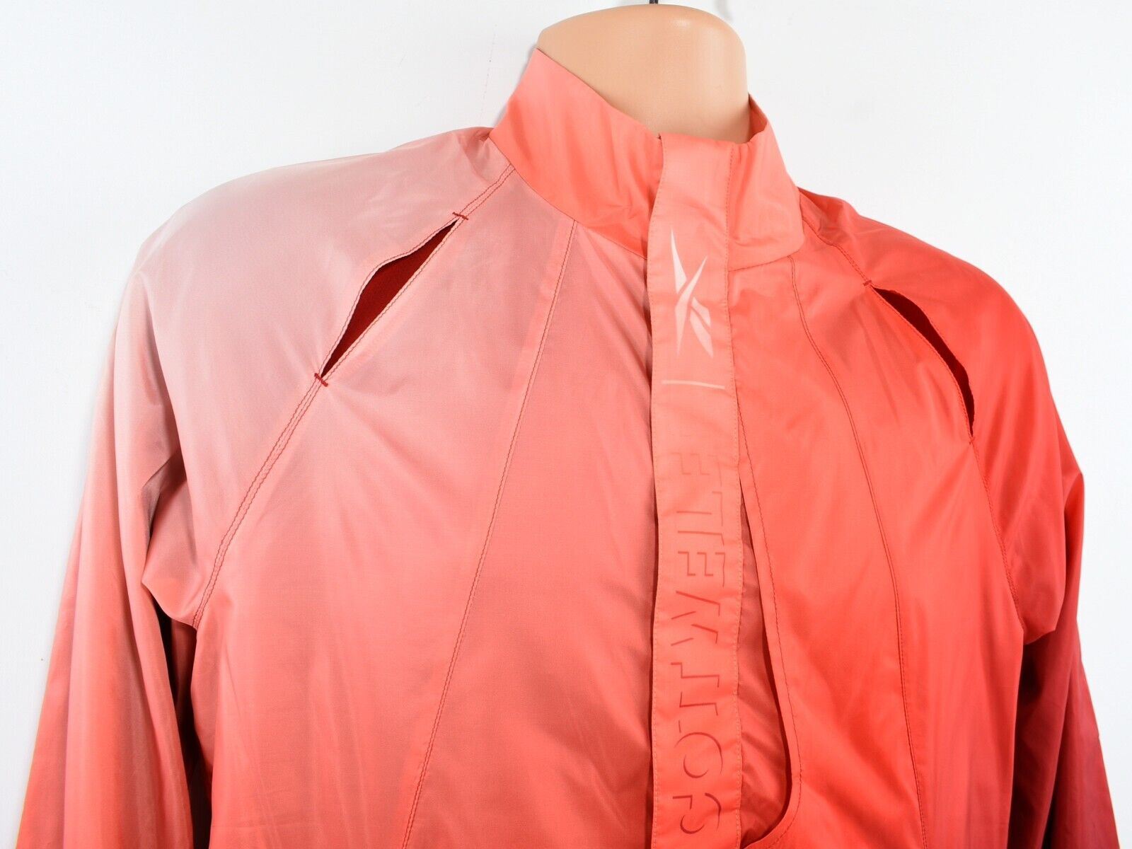 COTTWEILER x REEBOK Men's 1/2 Zip Lightweight Anorak Jacket, Red, size SMALL