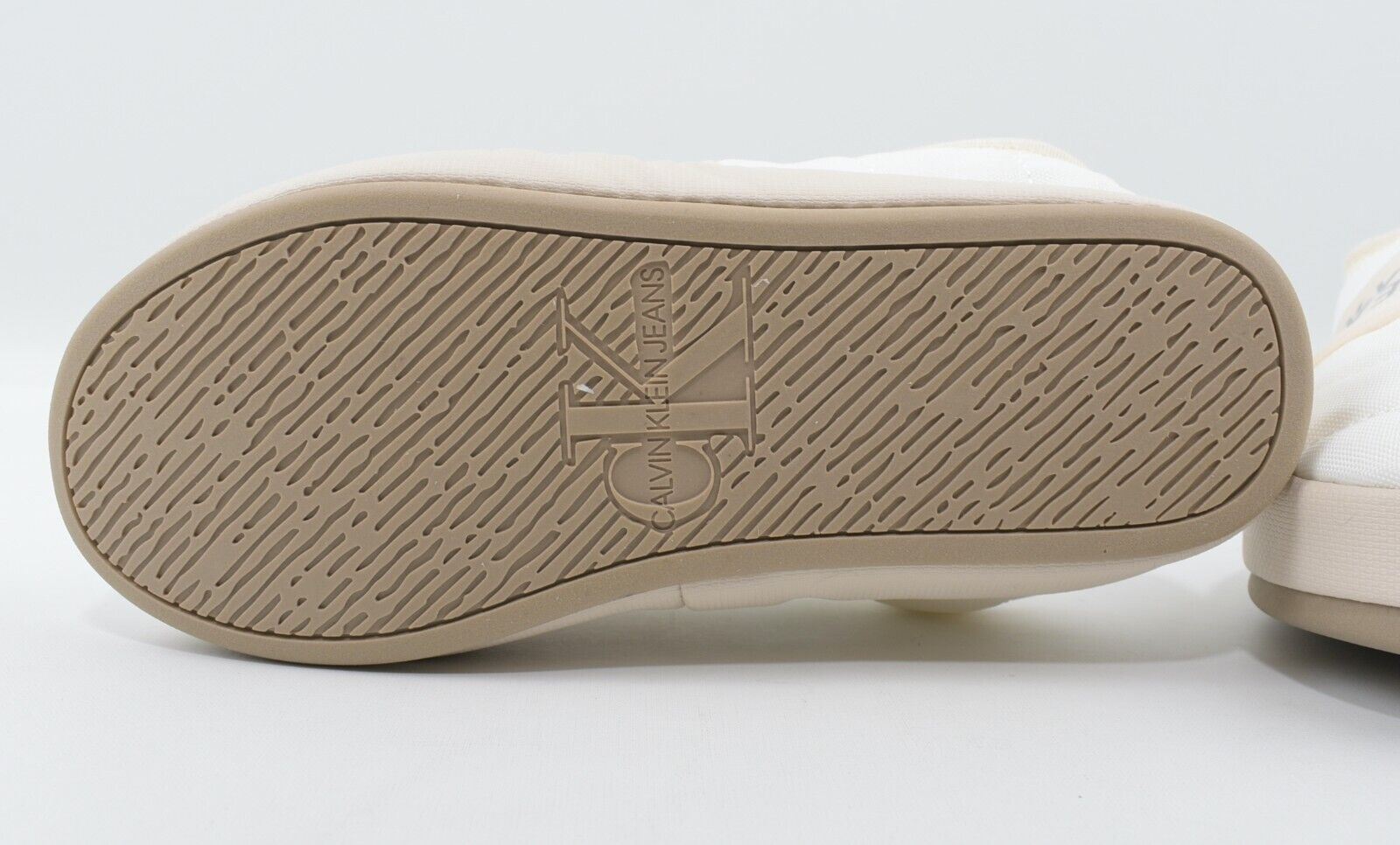 CALVIN KLEIN JEANS Womens Slippers with Warm Lining, Cream, size UK 4 / EU 37