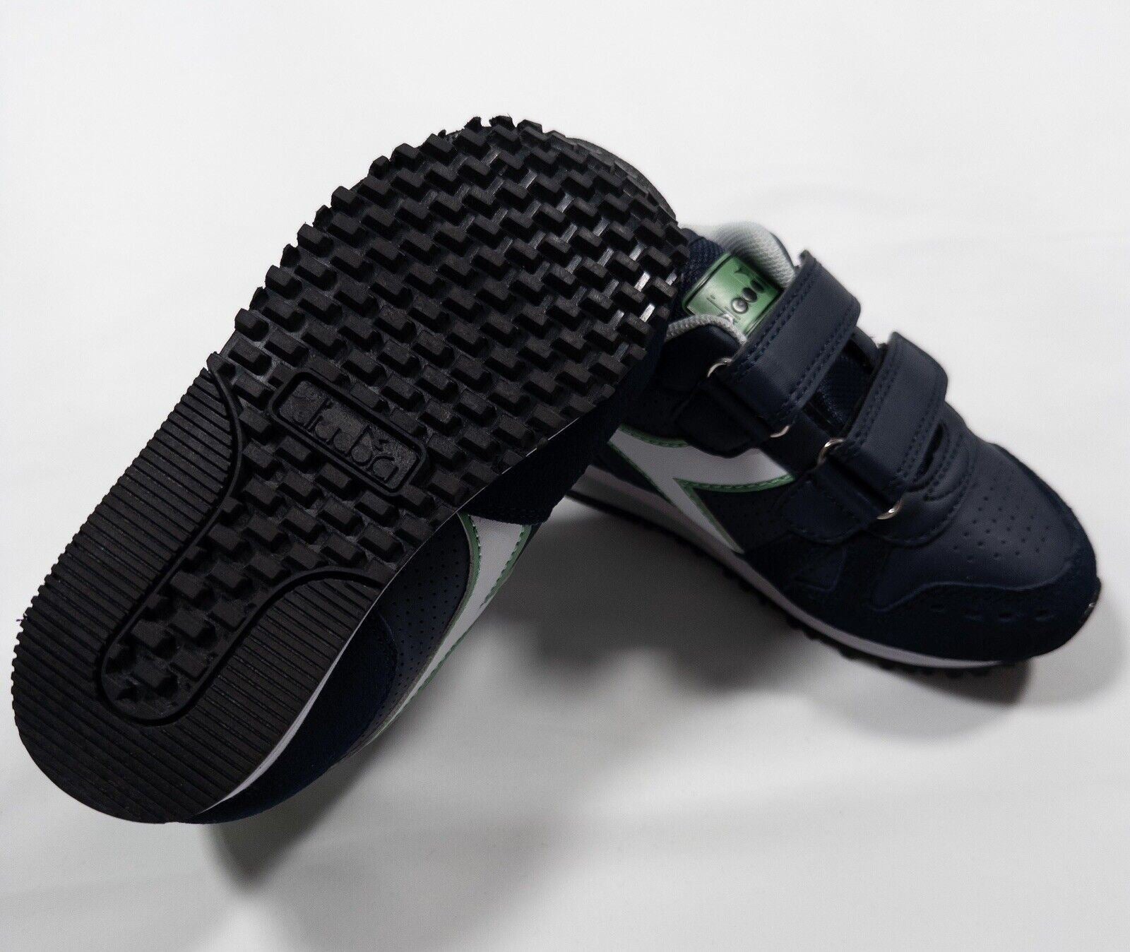 Diadora Kids Boys Size UK 11 infant Navy Blue Trainers