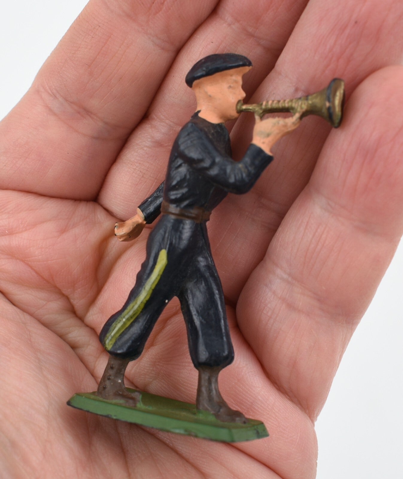 STARLUX French Commando Soldier with Trumpet /Vintage Toy Soldier