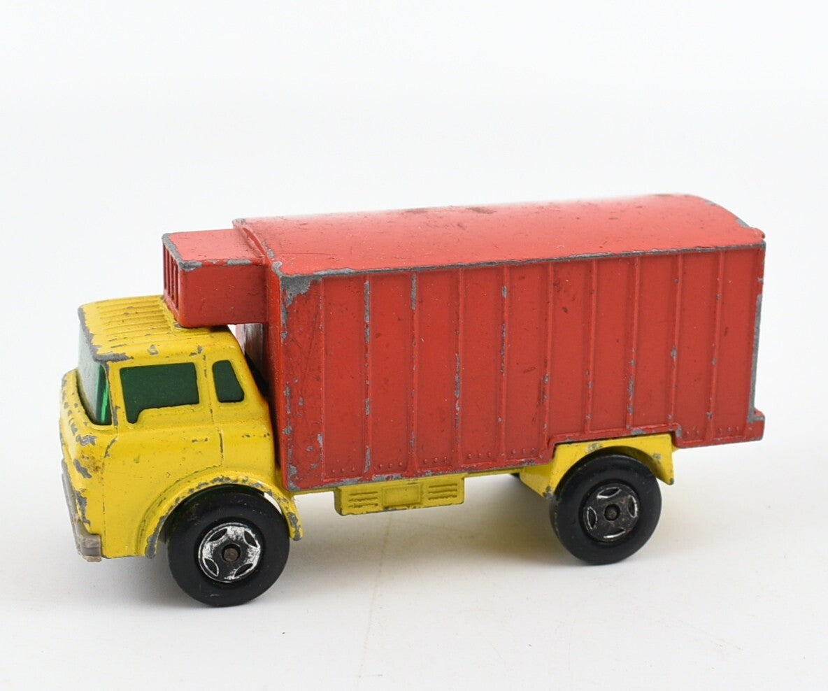 Vintage Matchbox Lesney - No:44 Refrigerator Truck, Die-Cast Model Truck
