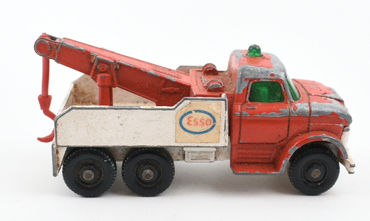 Vintage Lesney - No:71 Ford Heavy Wreck ESSO Truck, Die-Cast Model Truck