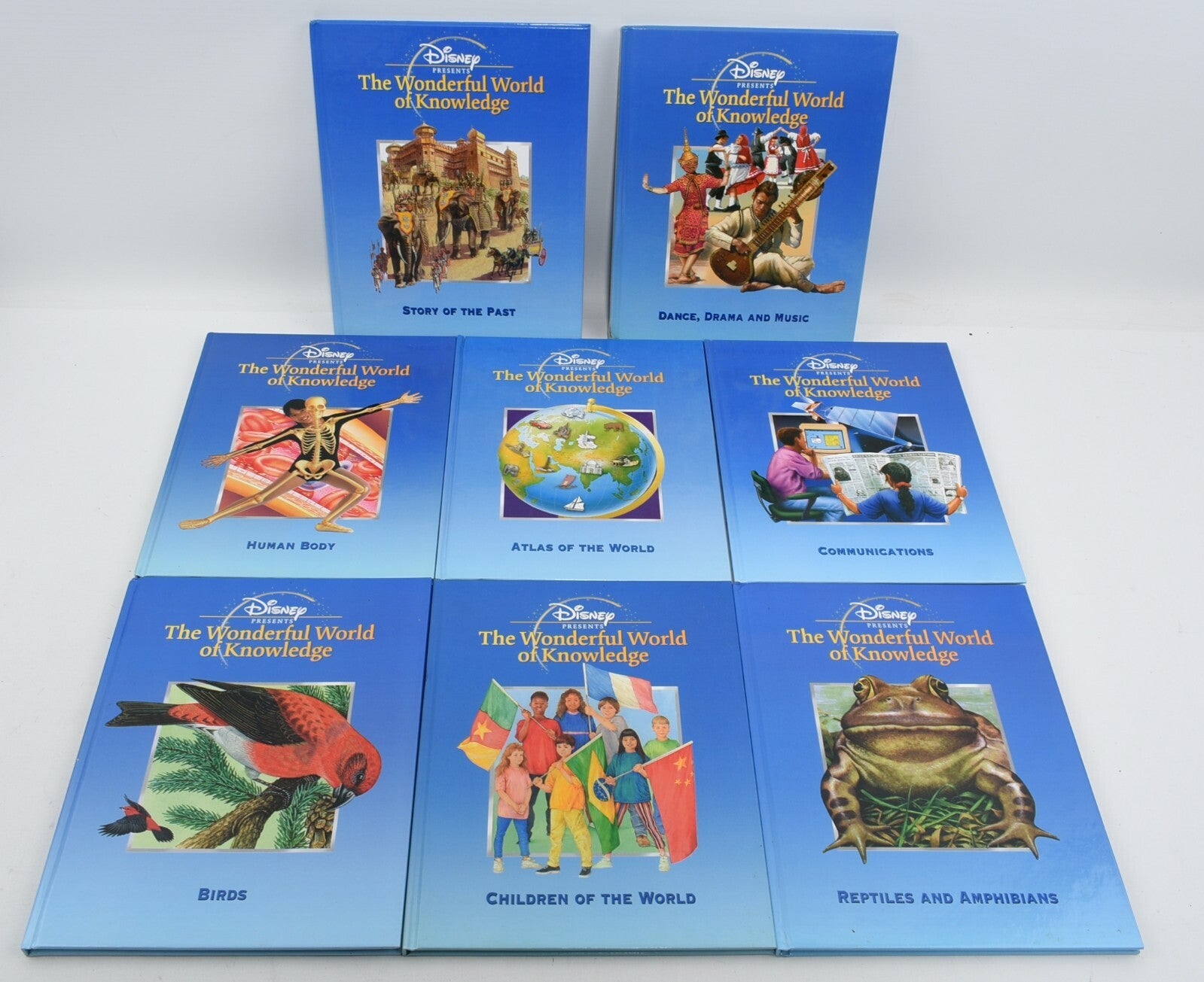 Disney presents THE WONDERFUL WORLD OF KNOWLEDGE / Set of 8 Books (1999)