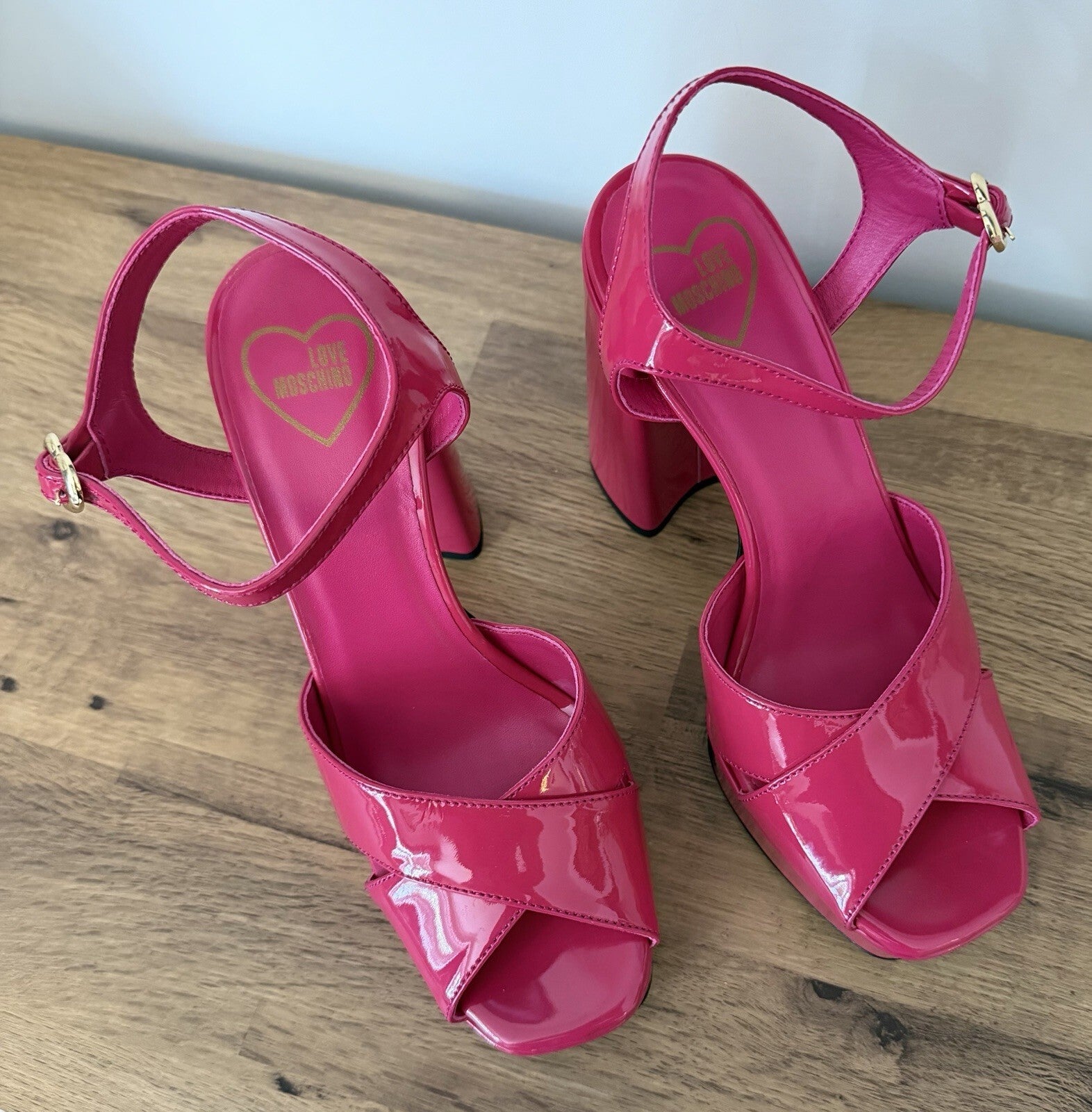 Love Moschino Sandals Block High Heels Pink Fuchsia EU38 UK6  NEW
