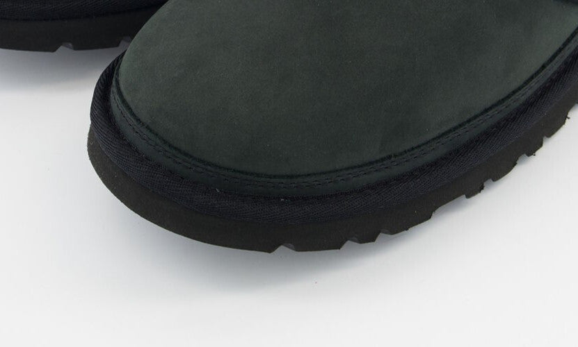 UGG NEUMEL MOC BOOTS , BLACK SUEDE. (UK9) RRP£145