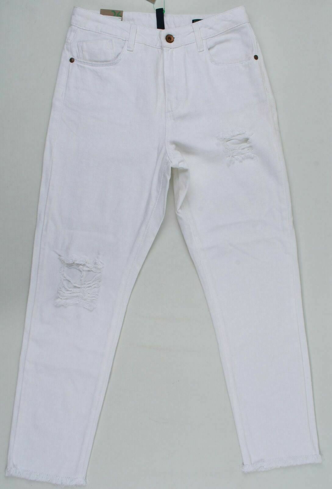 BENETTON JEANS Women's Boyfriend Cut Distressed look White Jeans- W26