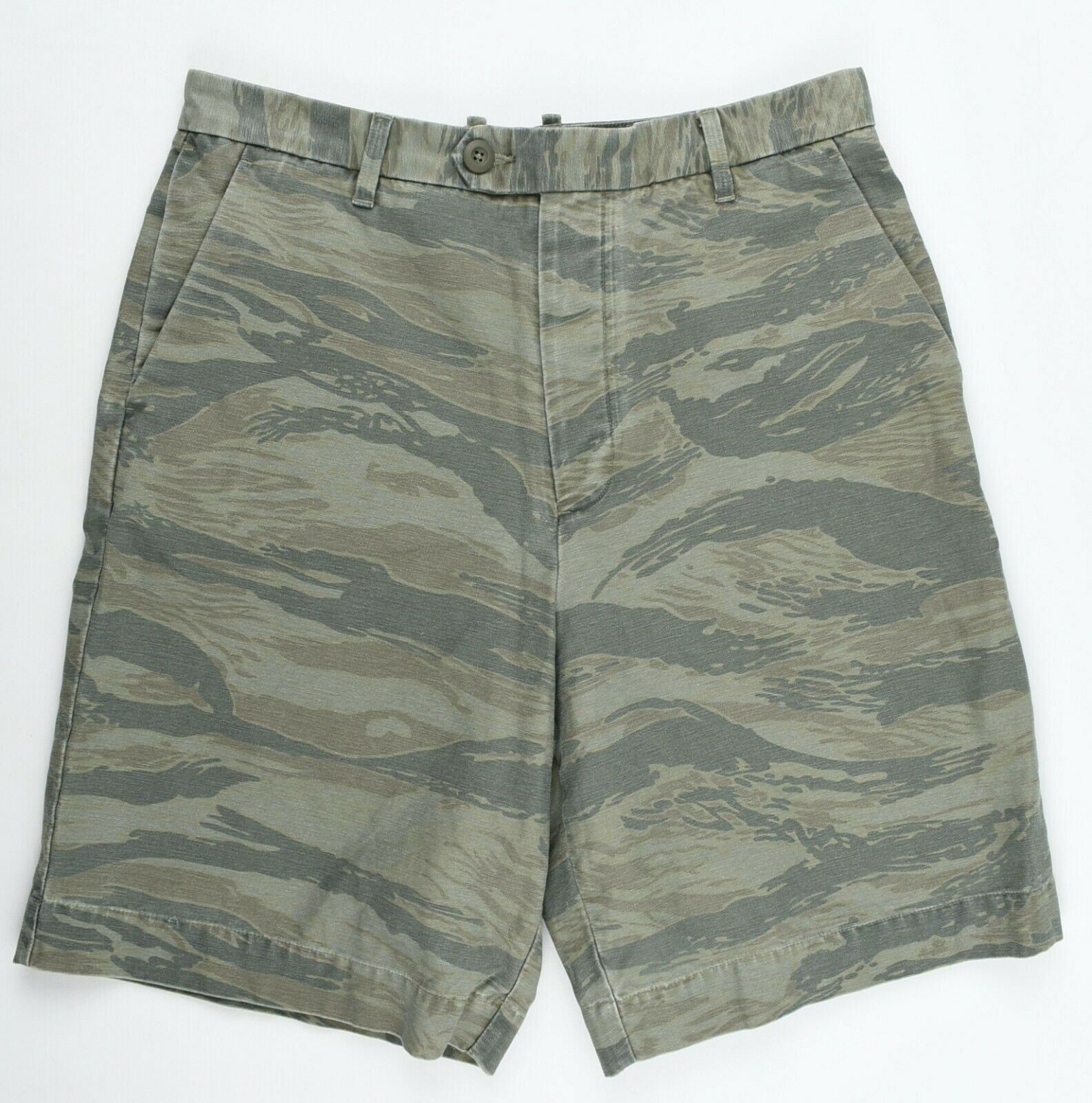 ALLSAINTS Men's STORM Relaxed Fit Green Camouflage Shorts, size W28