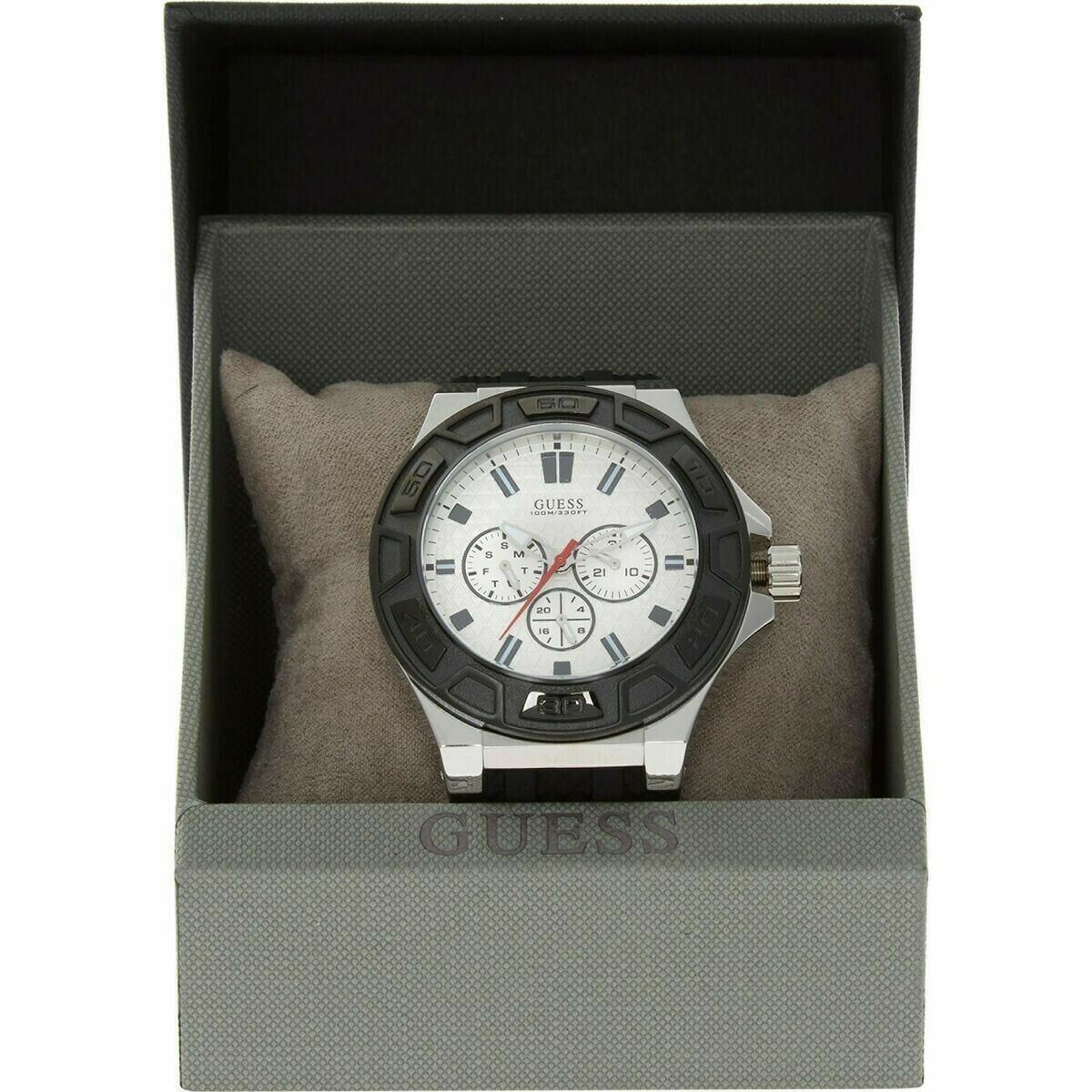 GUESS - FORCE Men's Chronograph Watch, Black Silicone Strap W0674G3