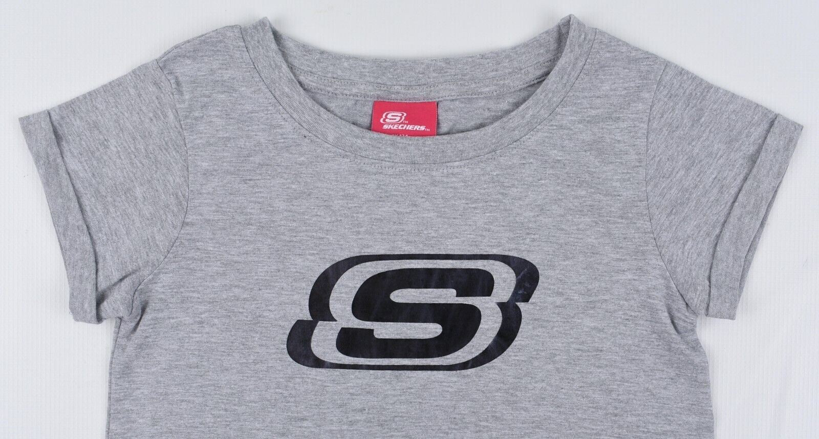 SKECHERS Girls' Kids' Crew Neck Logo T-shirt, Grey/Black Logo, size 9 years