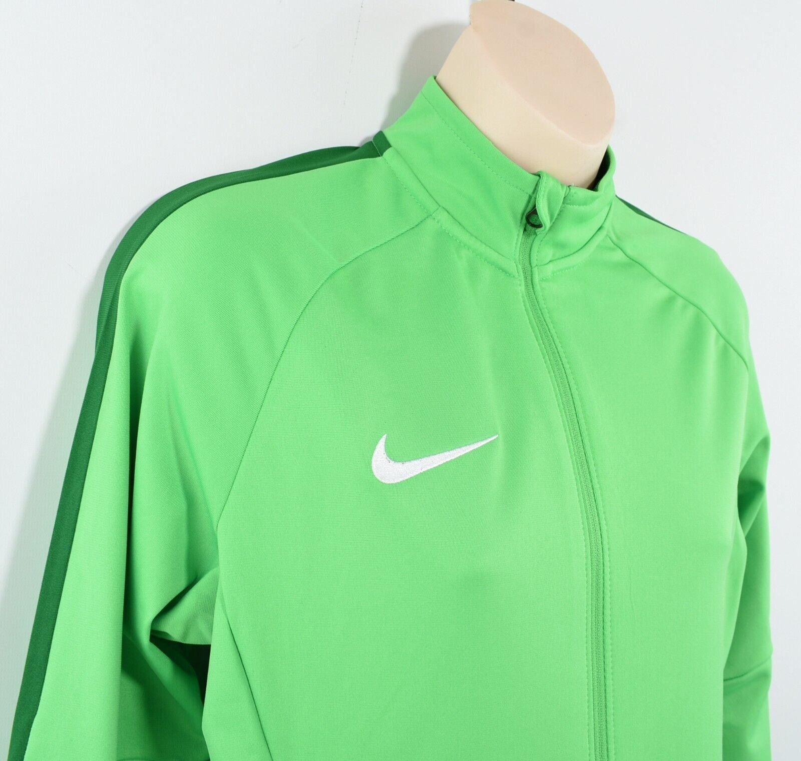 NIKE DriFit Women's ACADEMIC TRACK Zip Jacket, Green, size S /UK 10