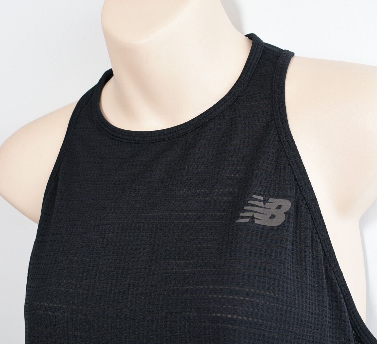 NEW BALANCE Activewear Women's Relaxed Tank Top, Black, size M (UK 12)