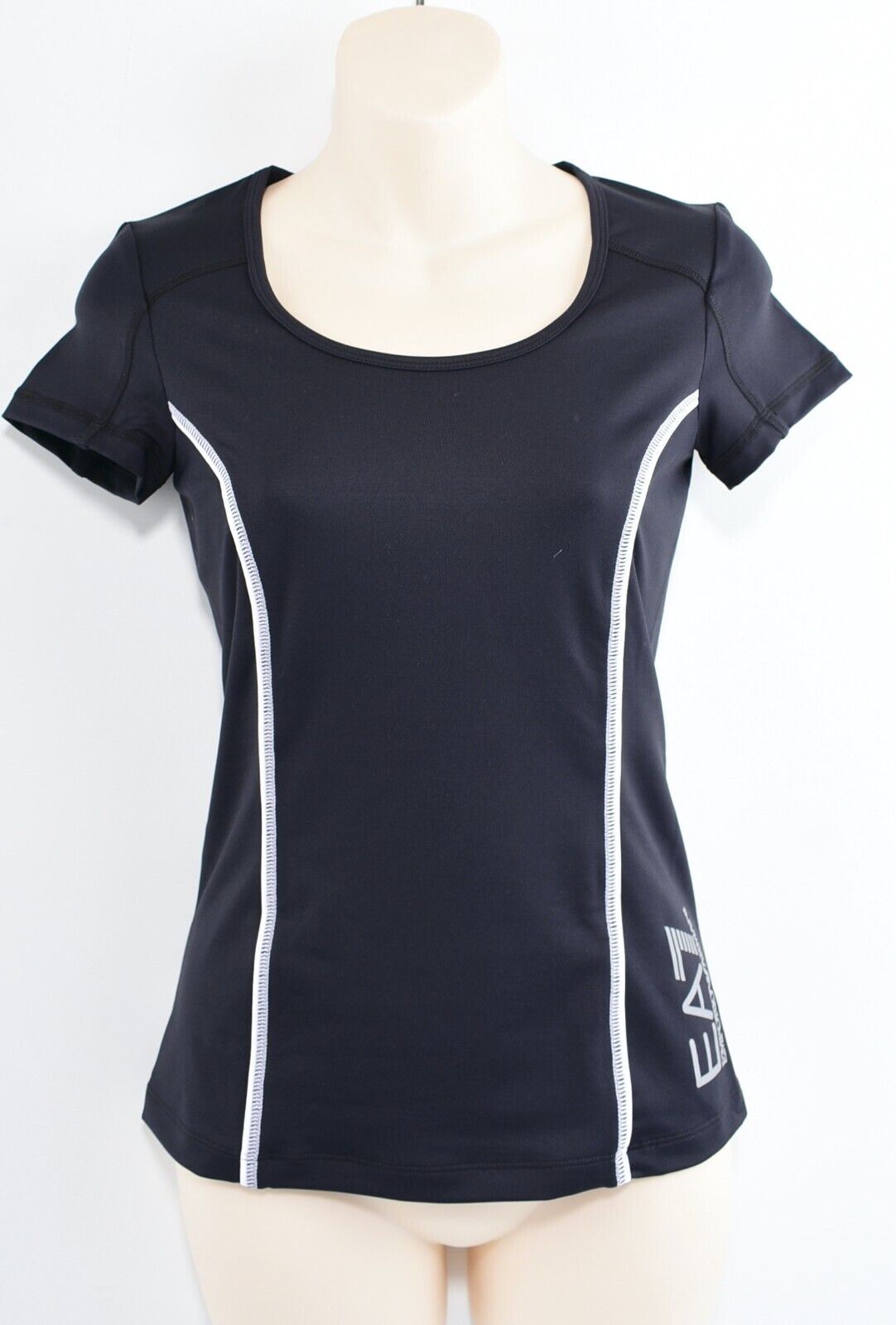 EA7 EMPORIO ARMANI Women's VIGOR Performance T-shirt Tee, Black, size XS /UK 8
