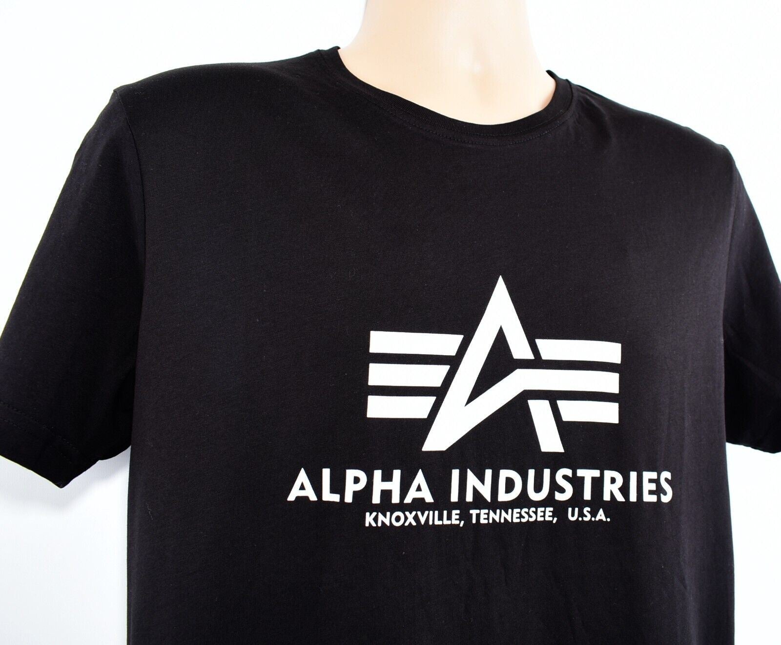 ALPHA INDUSTRIES Men's Crew Neck T-shirt, Black/with White Logo, size M