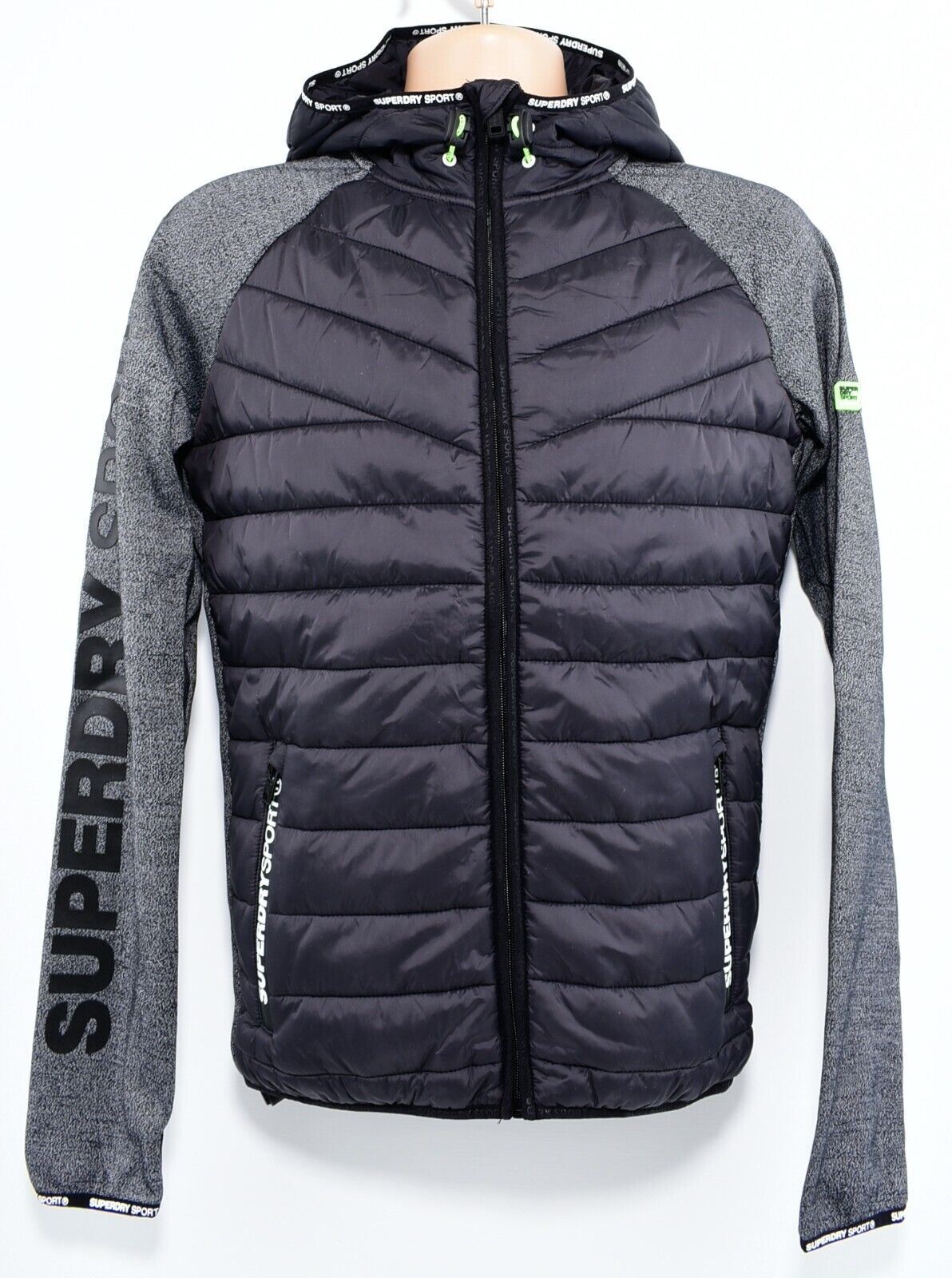 SUPERDRY Mens Gym Tech Hybrid Ziphood Jacket, Grey/Black, size XS - 34"
