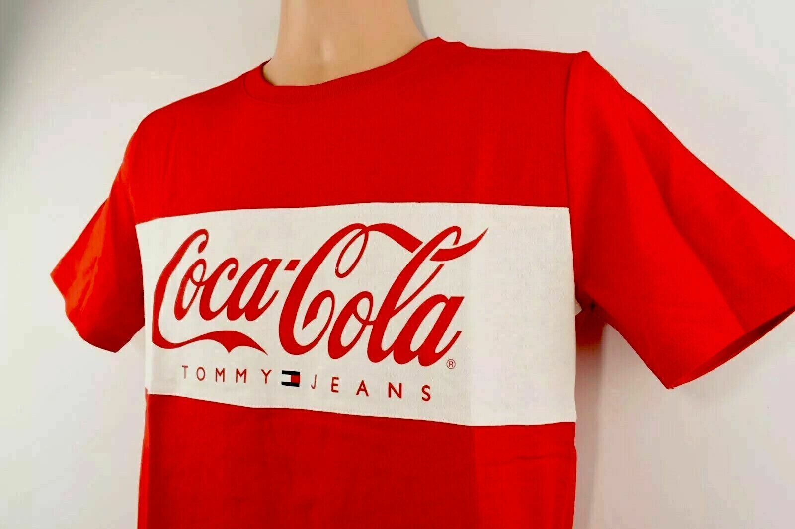 RARE TOMMY HILFIGER Men's Cotton COCA COLA Logo T-shirt, Red, size S /size M