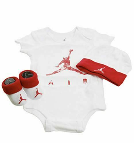NIKE AIR JORDAN Baby 3-piece Outfit Gift Set, White/Red, size 0-6 months