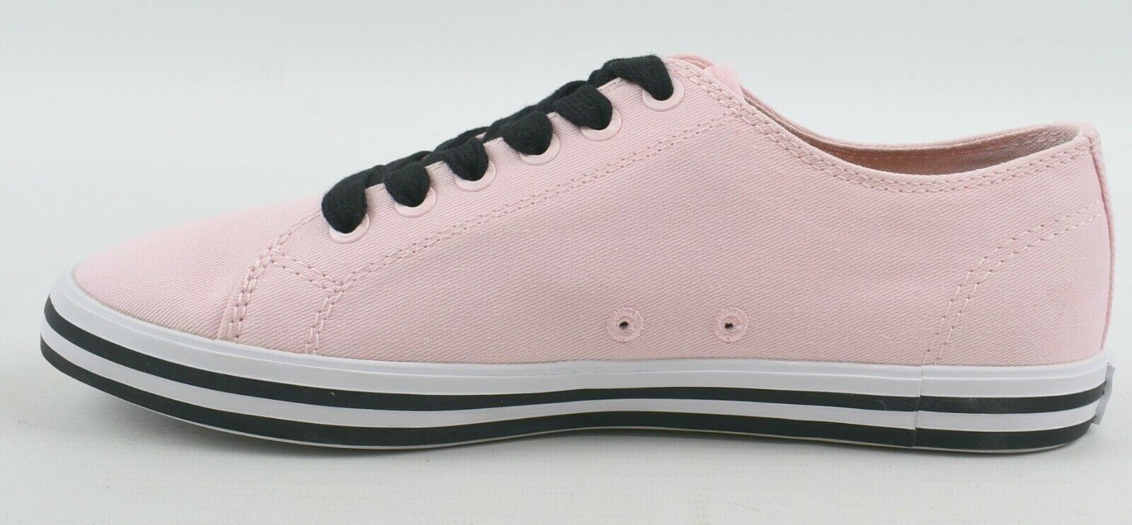 FRED PERRY Women's KINGSTON TWILL Trainers, Iced Pink, size UK 5 /EU 38