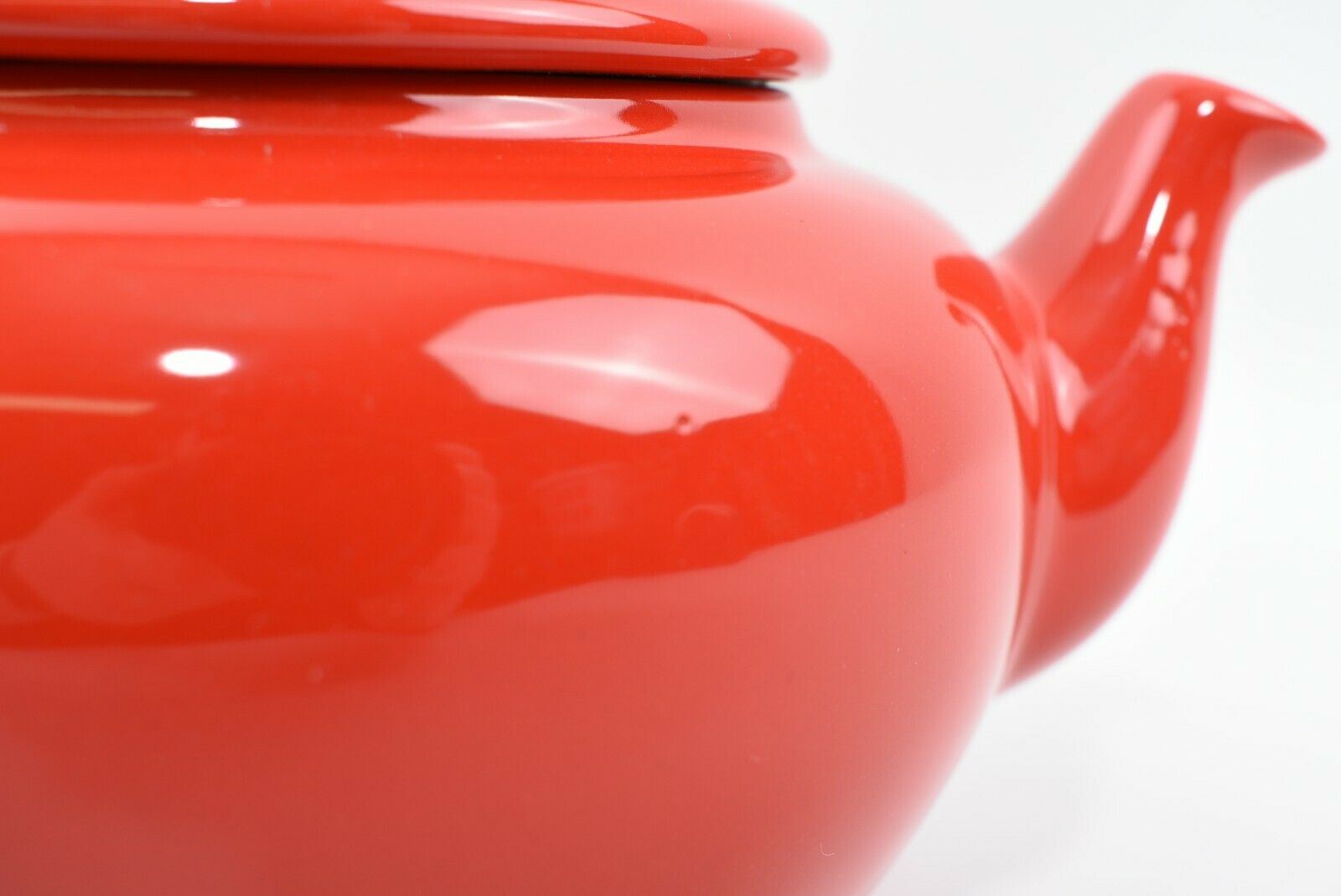 LE CREUSET Stoneware: Chilli Red Teapot 1L