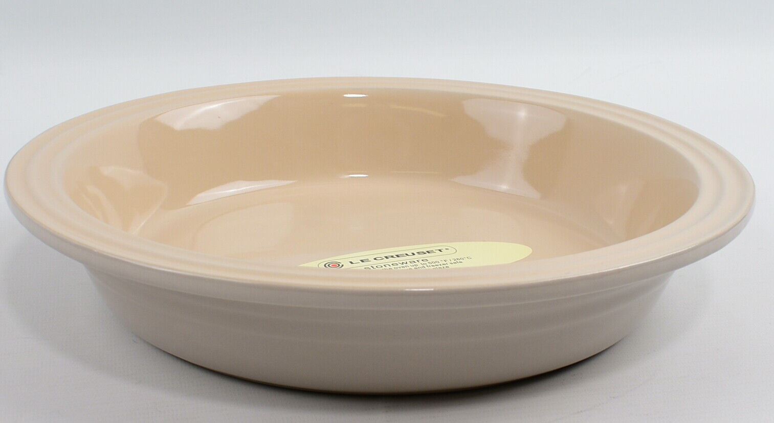 LE CREUSET Round Baking Dish 26cm in diameter x 5.5cm deep, Mushroom Grey