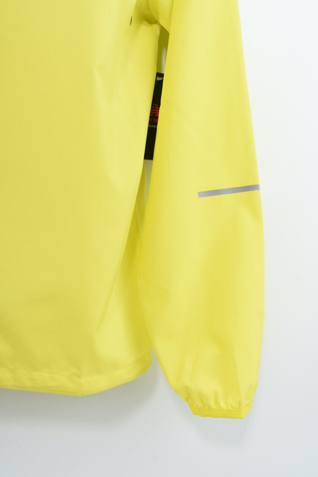 NEW BALANCE Men's Core Running Jacket, Neon Yellow, size SMALL