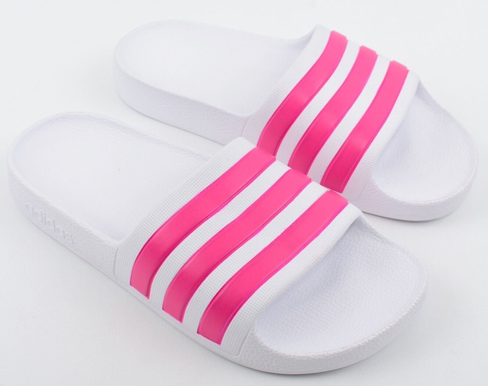 ADIDAS Girls' Kids' ADILETTE AQUA Sliders Sandals, White/Pink, UK 2 /EU 34