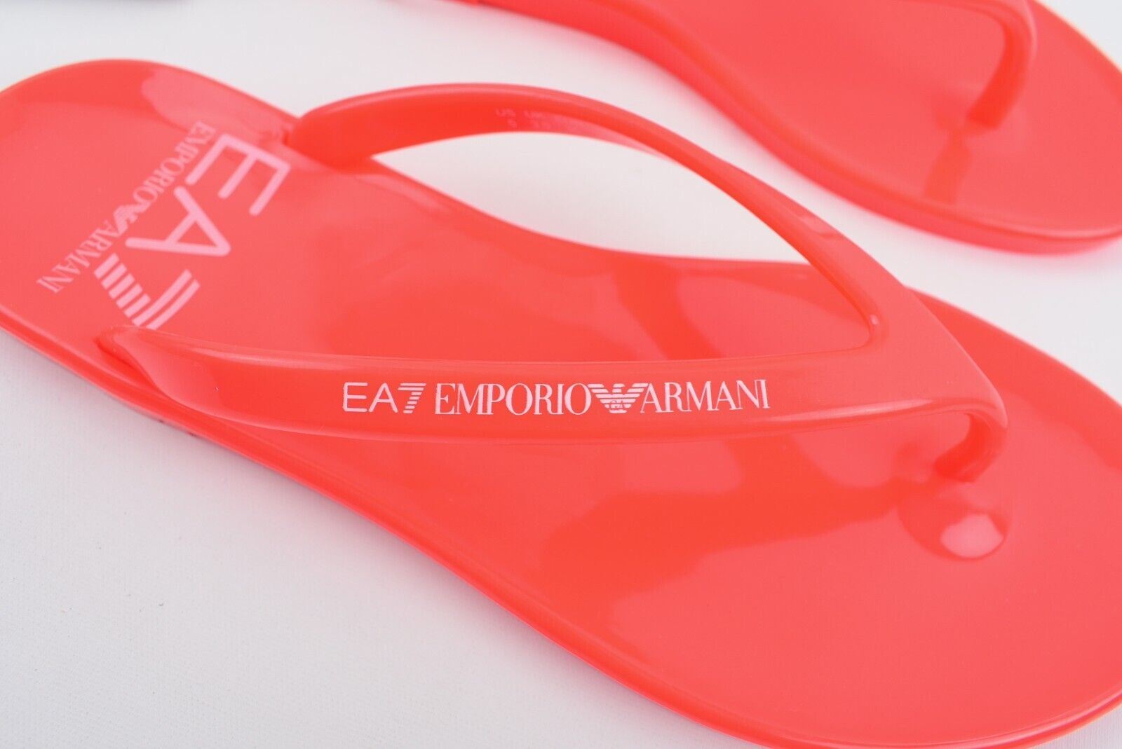 EA7 EMPORIO ARMANI Women's SEAWORLD Jelly Flip Flops, Fluo Coral, size UK 3.5